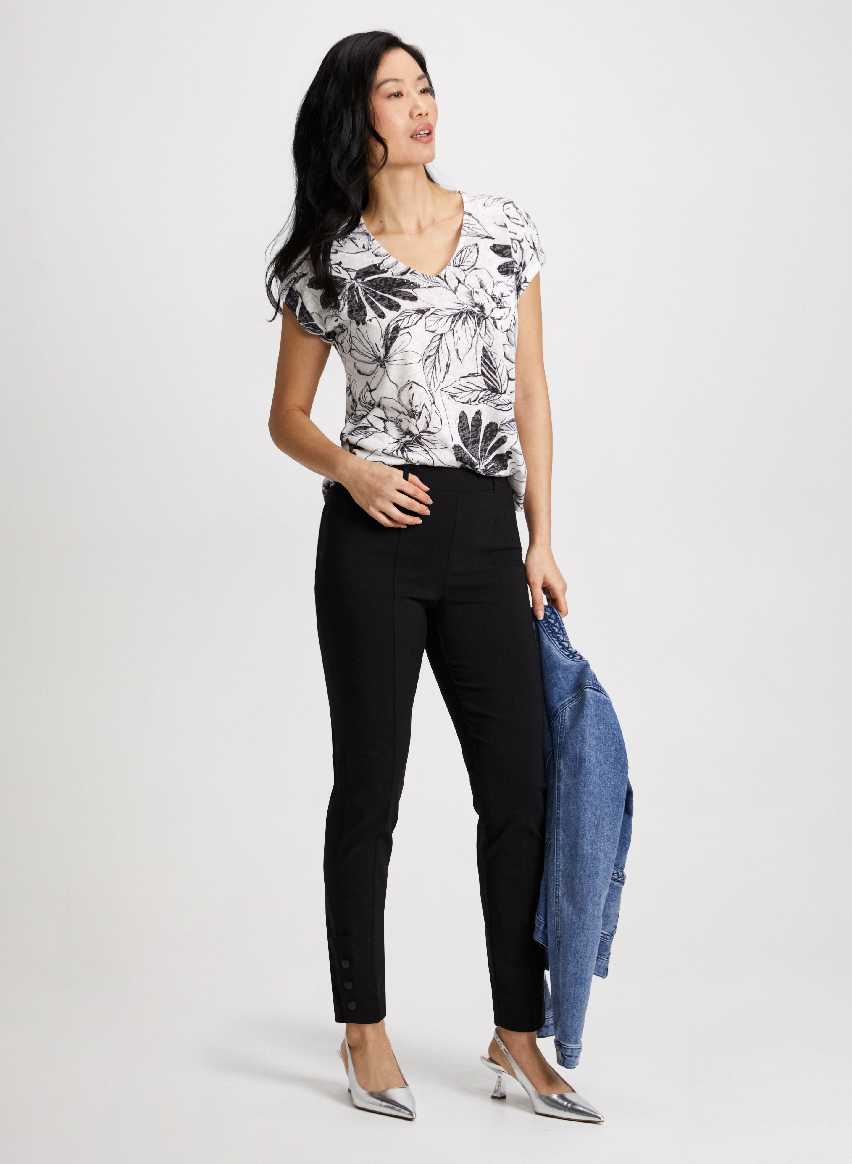 Floral Print V Neck T-Shirt for Women - Soft Cotton Casual Tee for Spring & Summer Outfits | Perfect for Daily Wear, Dates & Office
