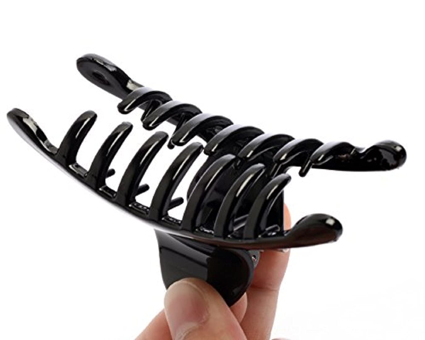 Stylish Medium Hair Claw Clips for Women - Fashion Hair Accessories & Hair Clutchers (Pack of 1) - Perfect for Ponytails, Buns & Everyday Hairstyles