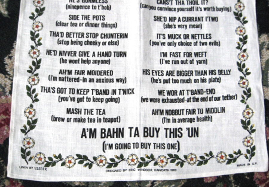Premium Yorkshire Expressions Linen Tea Towel - 'Ah'm Fair Clemmed' Fun British Kitchen Decor - Perfect for Drying Dishes, Home Decor & Gift Giving
