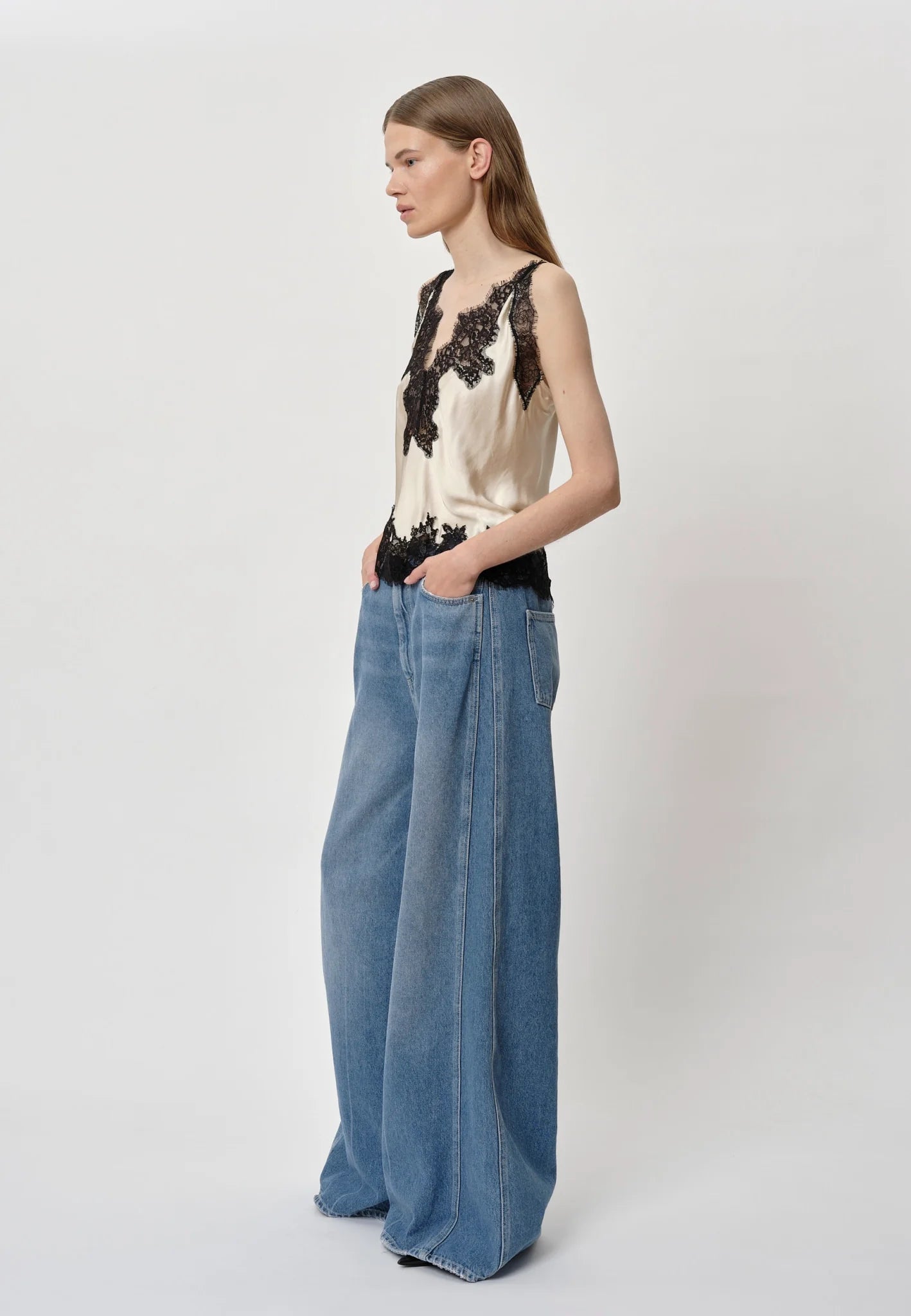 Herskind Zew Top - Stylish Women's Fashion Blouse for Casual & Office Wear | Trendy Tops for Everyday Outfits & Work Attire