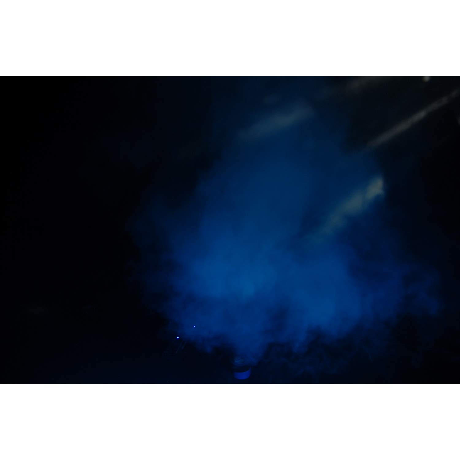Chauvet Hurricane 1600 Compact Fog Machine - Professional Portable Fogger for Stage Shows, Halloween Parties & DJ Events