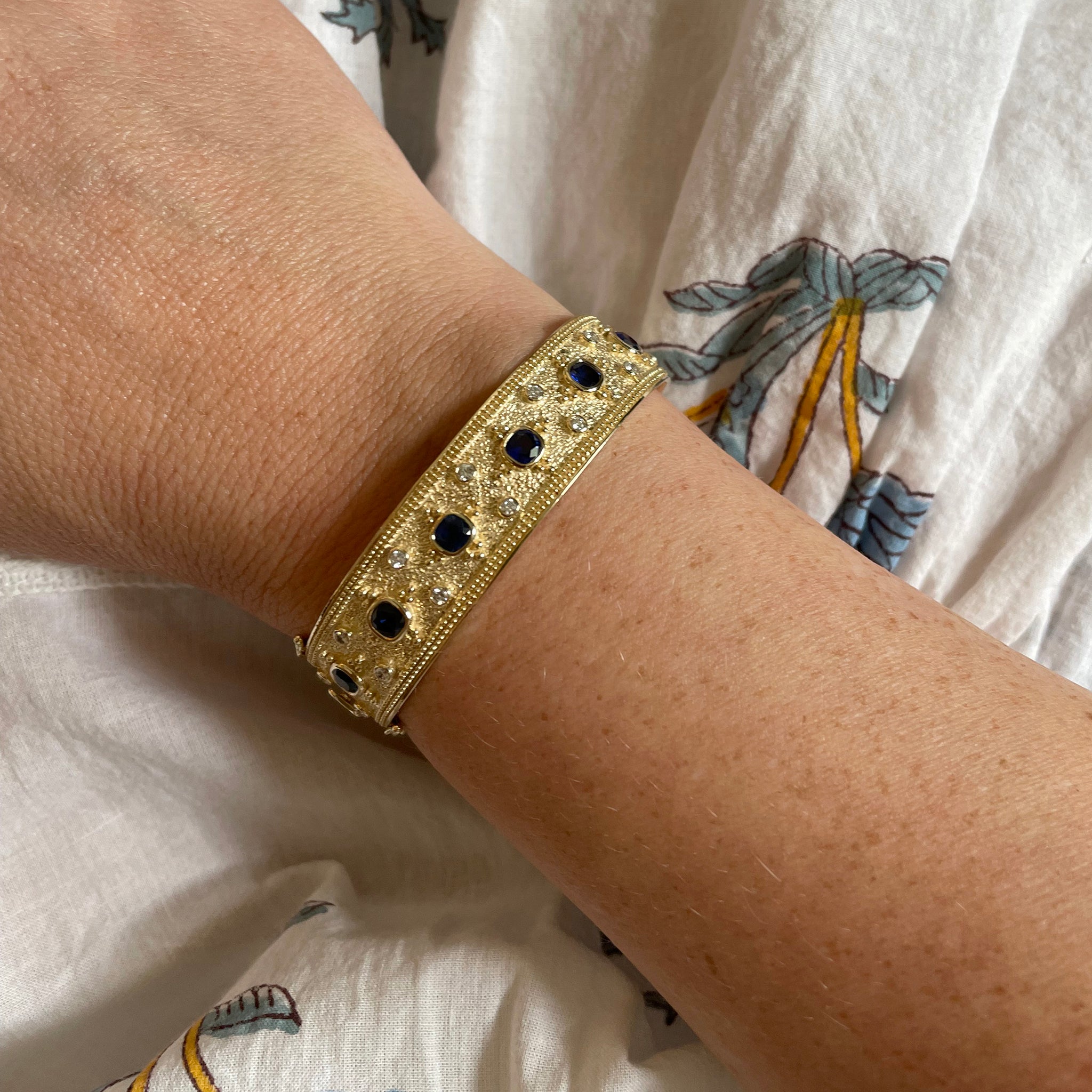 Etruscan Style Cushion Sapphire & Diamond 14K Gold Bangle Bracelet - Luxury Vintage Jewelry for Women - Perfect for Weddings, Parties & Special Occasions