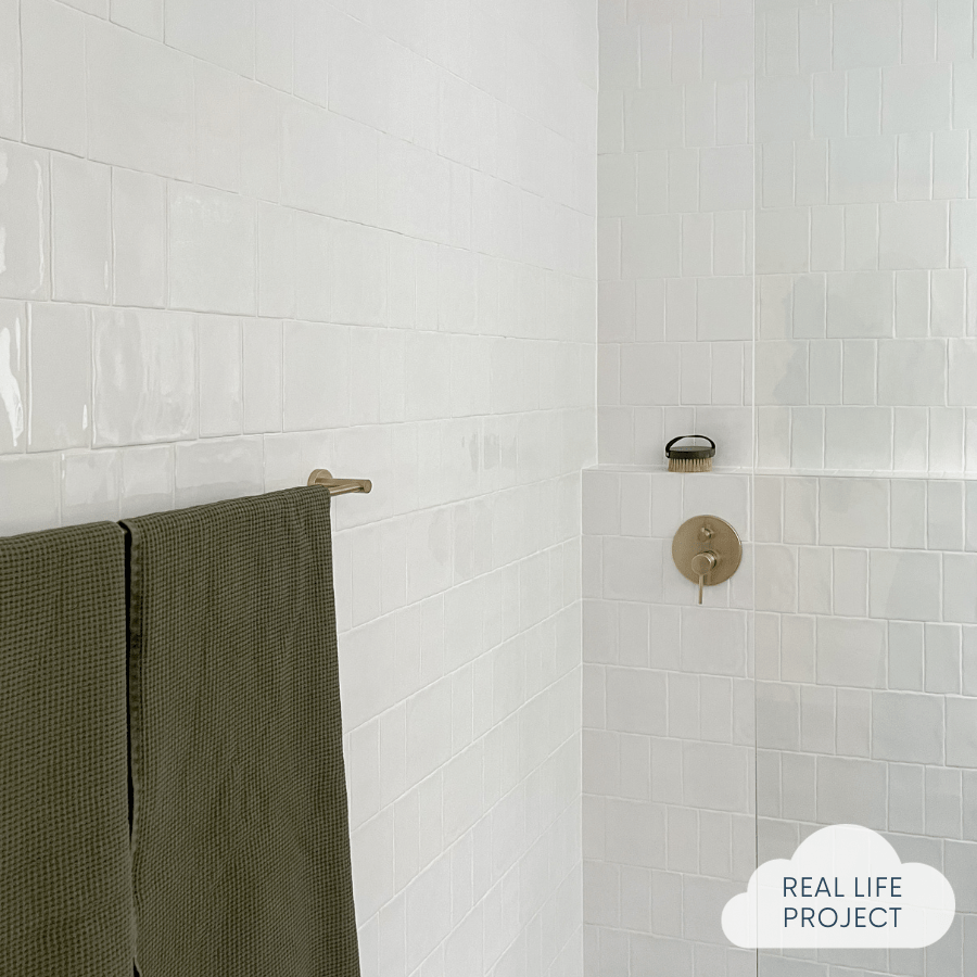 Premium Newport Gloss Square & Subway Pattern Ceramic Tile - Waterproof Kitchen Backsplash & Bathroom Wall Tile for Modern Home Decor