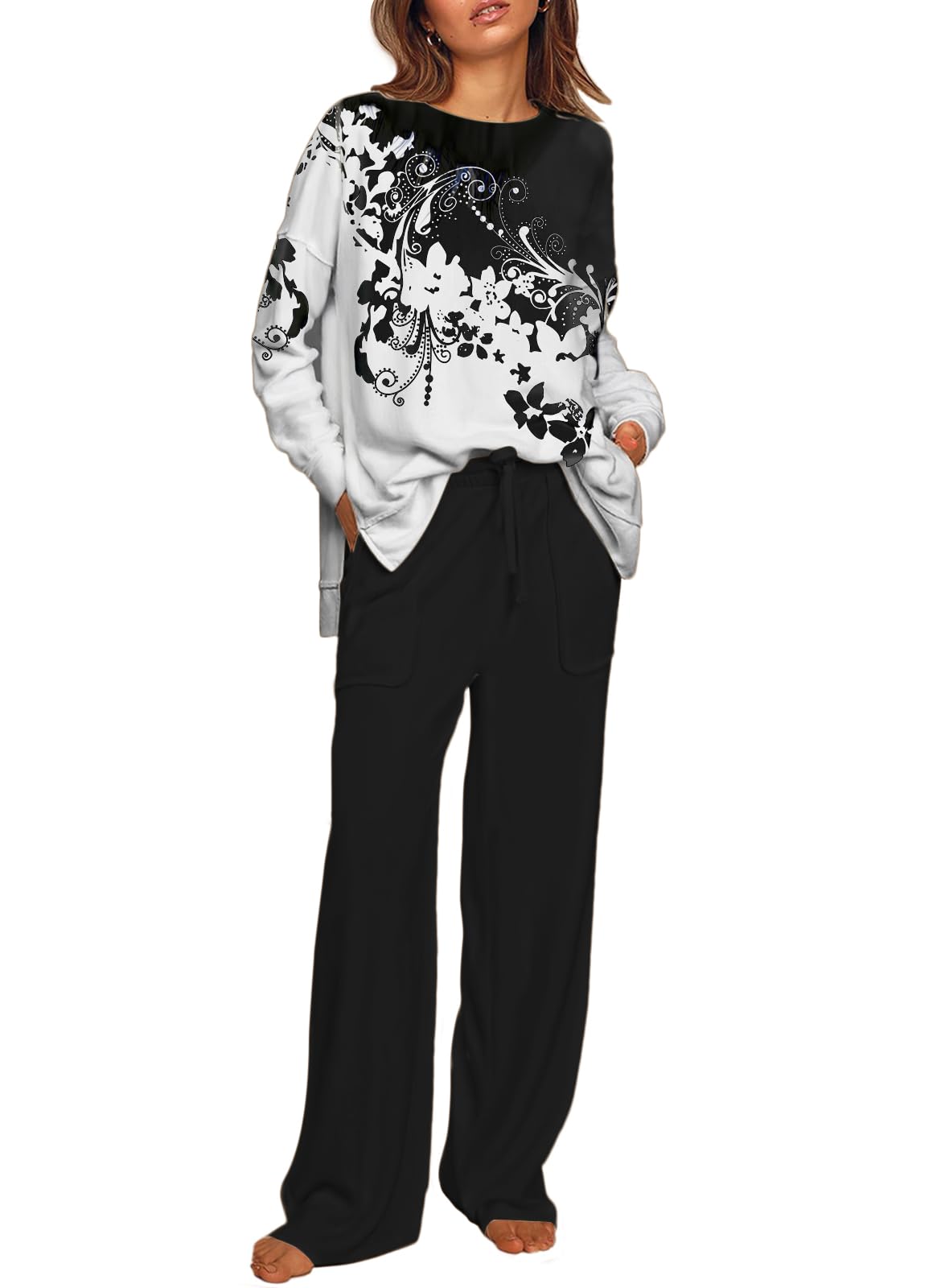 ETCYY Women's 2-Piece Lounge Set - Side Split Sweatshirt & Wide Leg Sweatpants | Soft Casual Outfit for Home, Yoga, and Travel