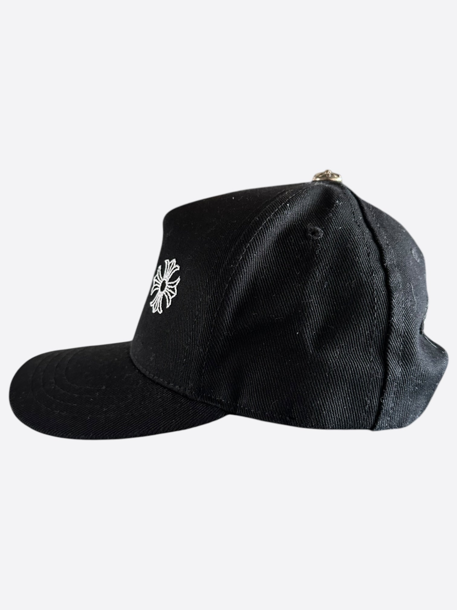 Chrome Hearts Black & White Horseshoe Logo Baseball Cap - Stylish Fashion Hat for Men & Women, Perfect for Streetwear, Casual Outfits & Outdoor Activities