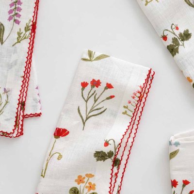 A Touch of Nature: The Story of the Botanical Garden Linen Napkins
