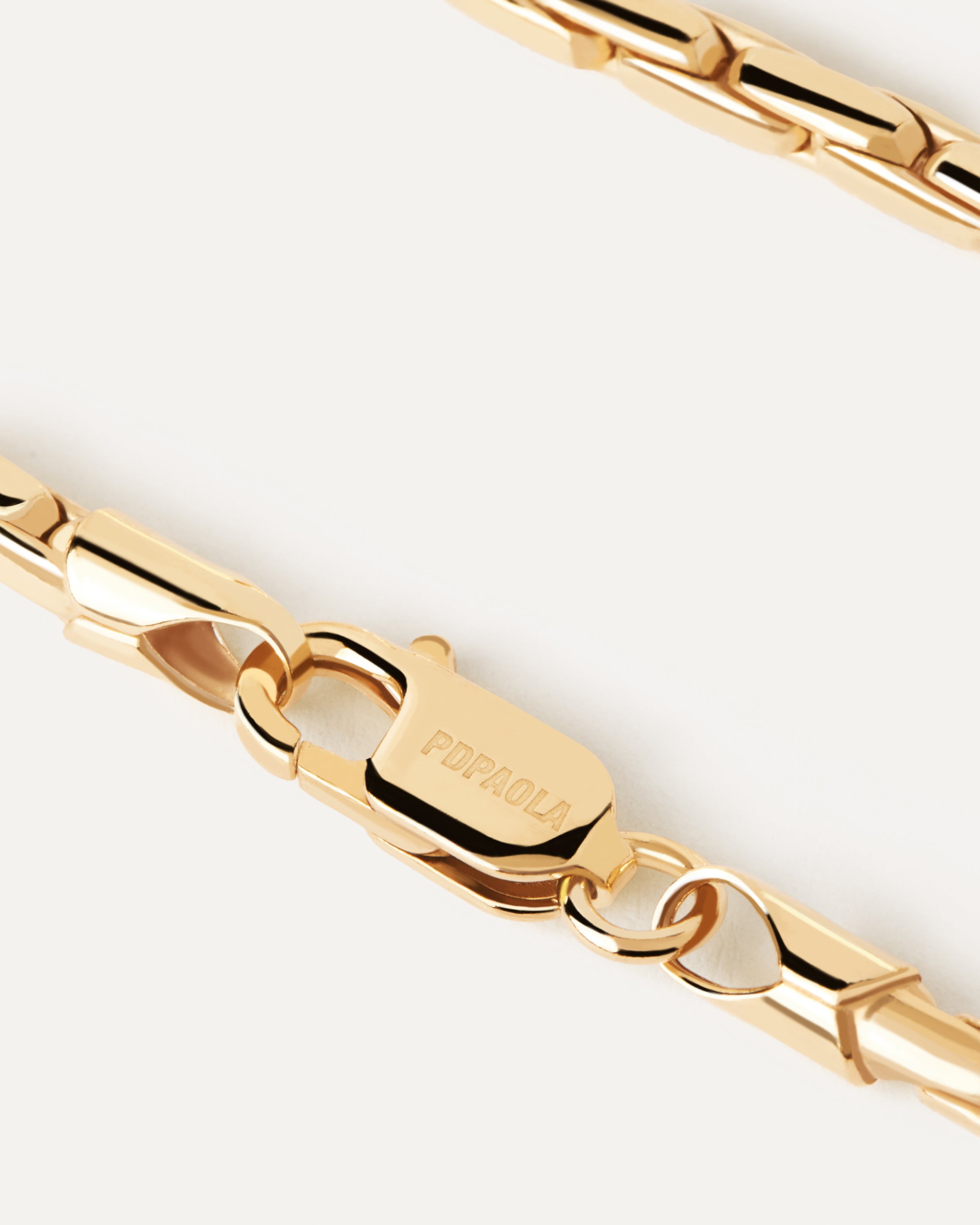 Large Boston Chain Bracelet for Women - Trendy Gold & Silver Chunky Link Bracelet Jewelry - Perfect for Casual Wear, Parties & Gifts