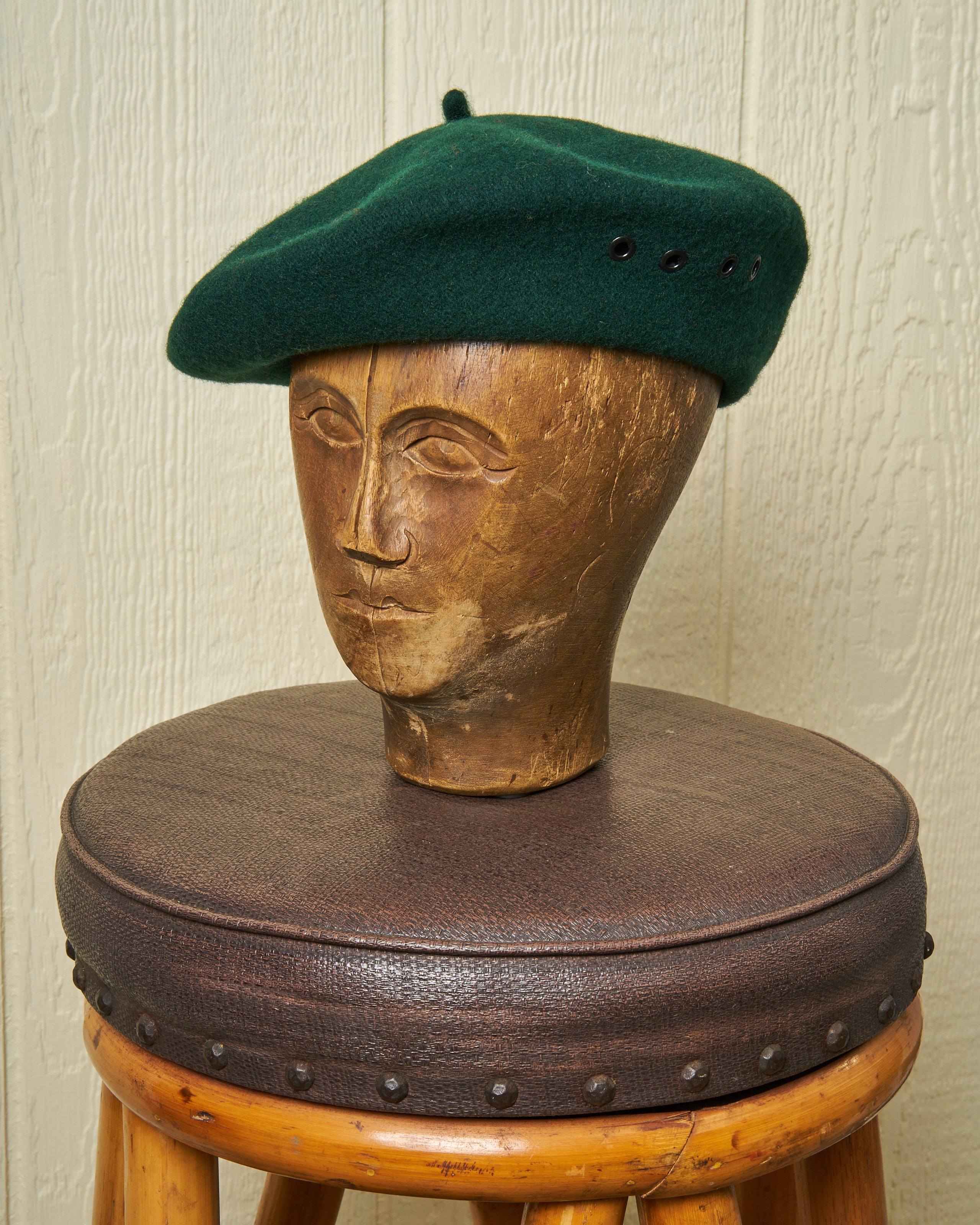 Stylish Biscay Beret in Hunter Green - Classic Wool Hat for Women & Men | Perfect for Fall, Winter & Outdoor Activities