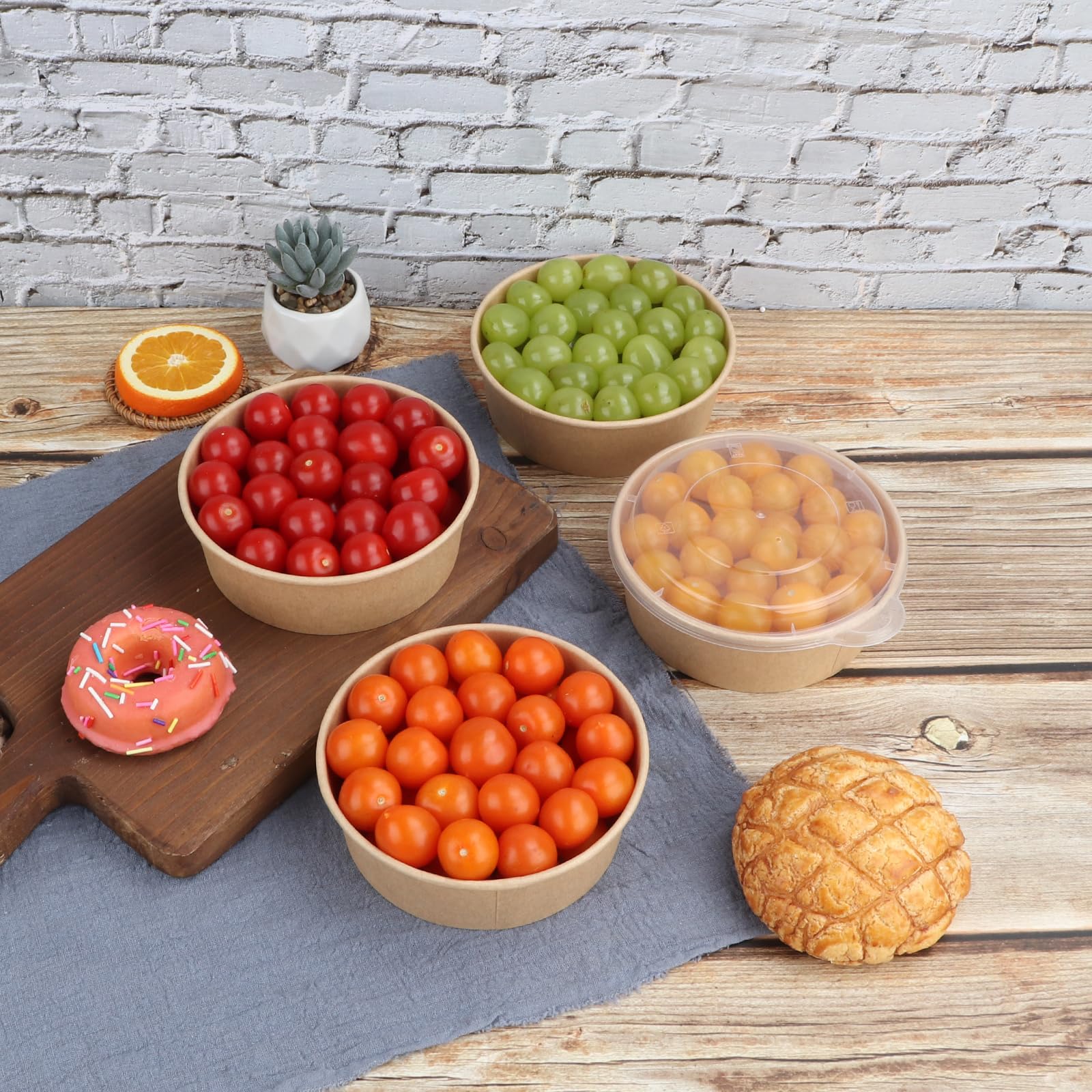 17 oz Disposable Kraft Paper Bowls with Lids - Eco-Friendly Food Containers for Soup, Salad, Ice Cream | Bulk 50 Pack for Parties, Picnics, Takeout & Catering Events