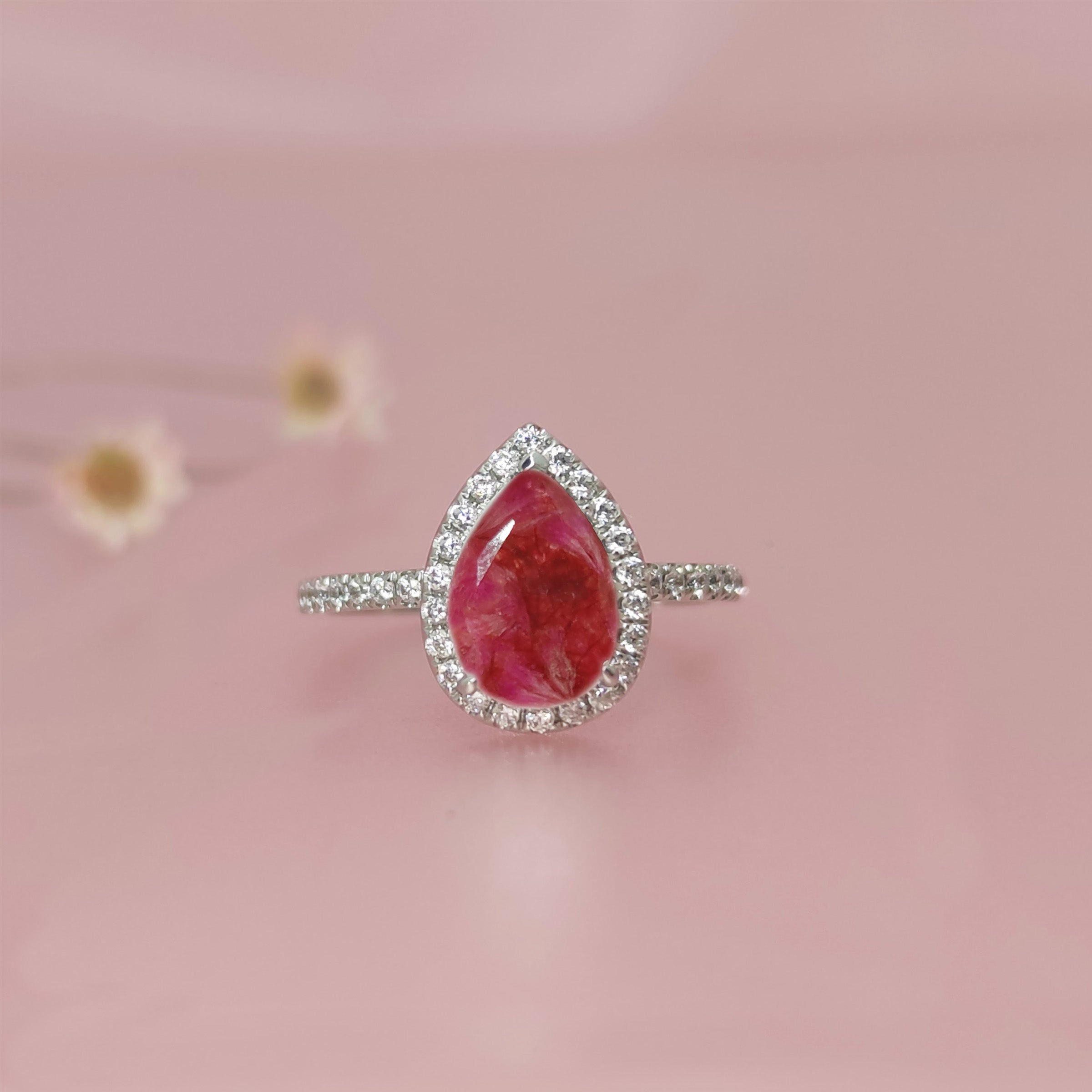 Elegant Teardrop Dried Flower Halo Solid Gold Ring for Weddings, Funerals & Special Occasions - Perfect Bridal Jewelry, Memorial Keepsake or Gift