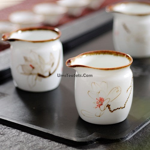 White Porcelain Lotus Tea Cup - Elegant Chinese Ceramic Tea Cup for Tea Ceremony, Home Decor, and Gifts - Perfect for Green Tea, Herbal Tea, and Meditation