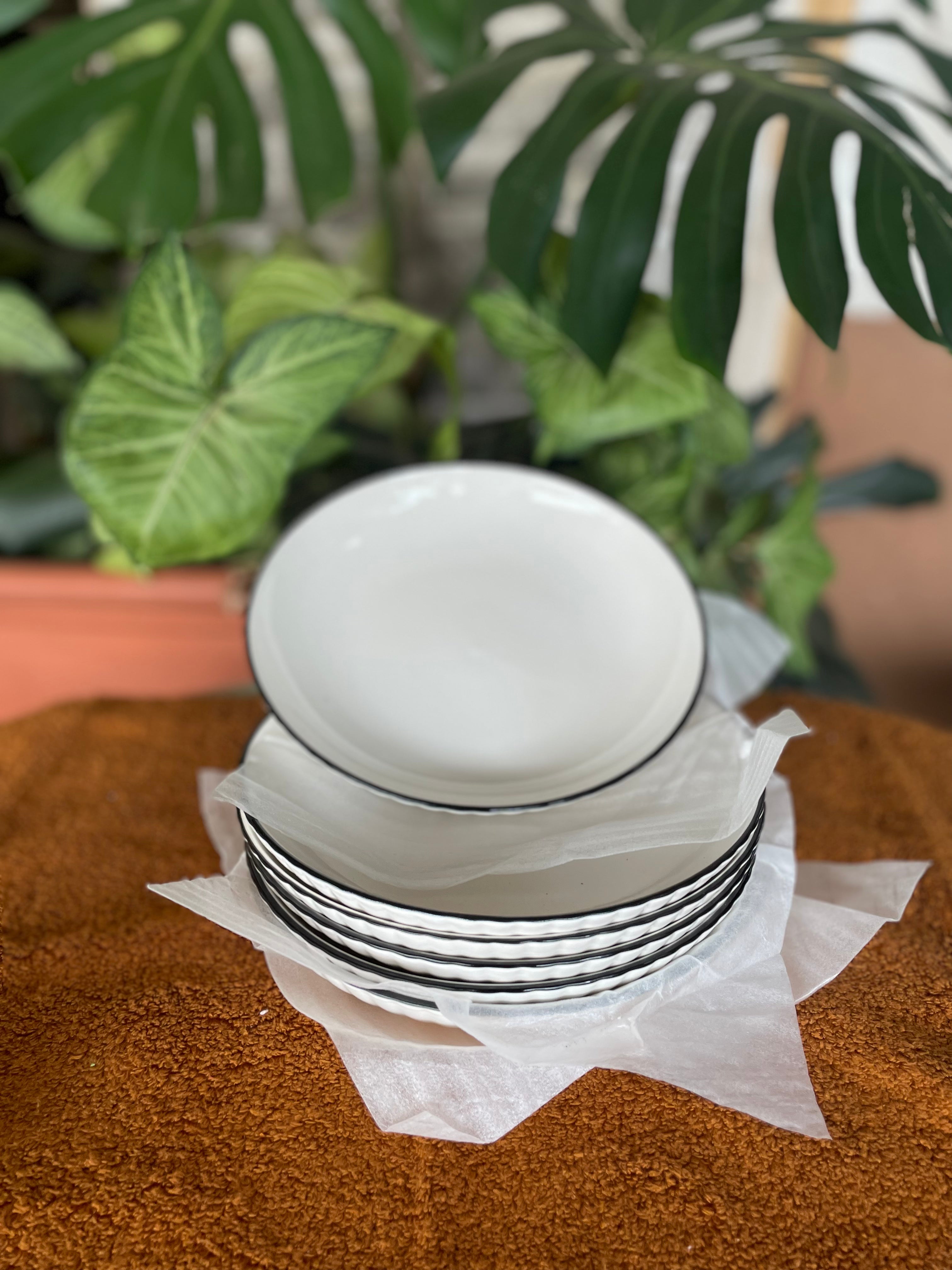 Stainless Steel Side Plates #001 - Durable & Stylish for Dining, Picnics, and Outdoor Events