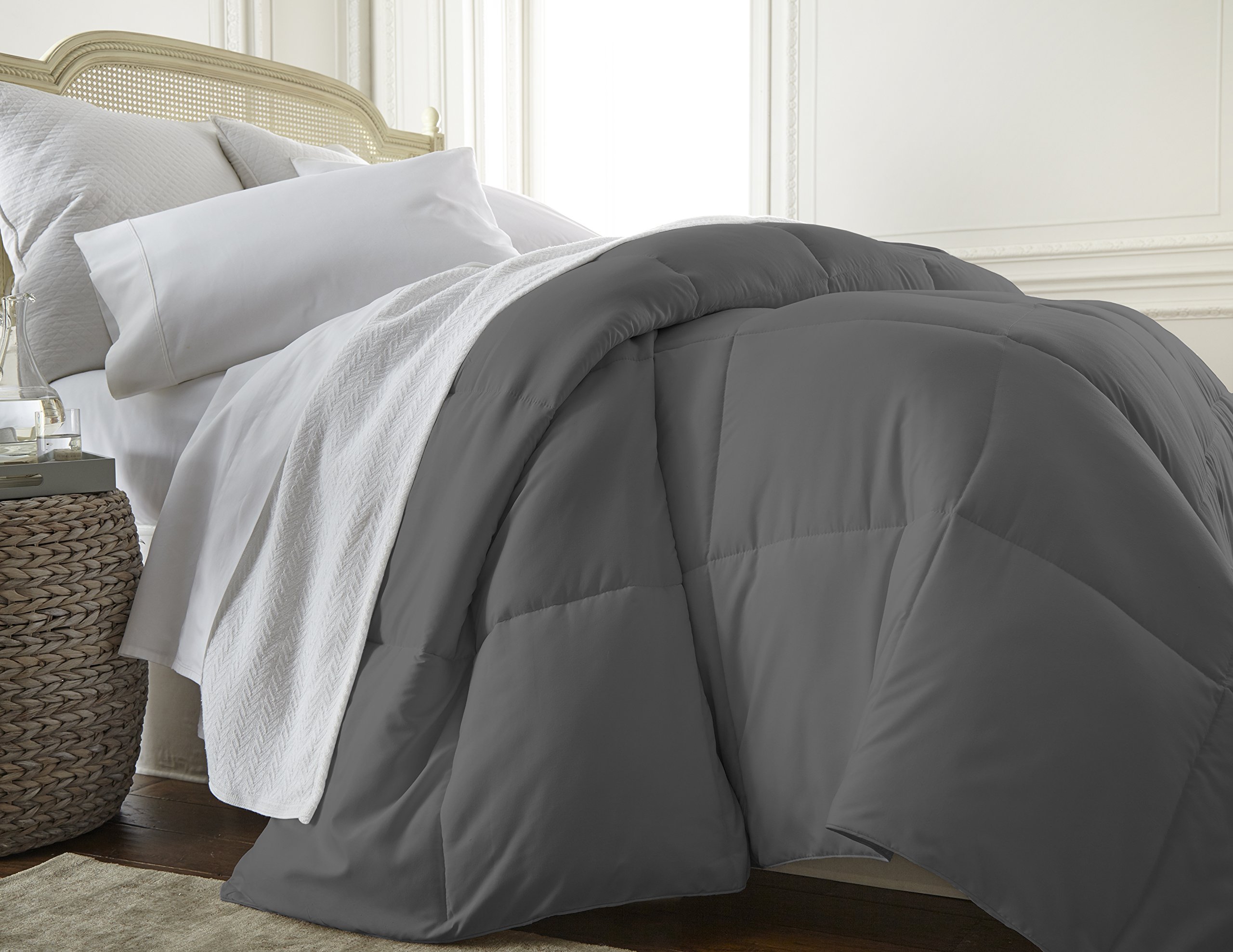 Luxury Twin Comforter Set (2 Piece) - Soft & Lightweight Down Alternative Bedding for Twin Beds - Includes Comforter & Pillow Sham - Perfect for Guest Rooms, Dorms & Cozy Bedrooms