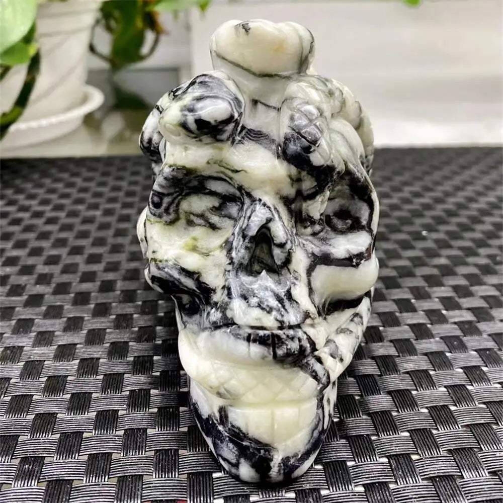 Natural Crystal Quartz Snake Wrapped Skull - Healing Stone for Fashion Jewelry, Home & Office Decor - Unique Christmas Gift (1pc) - Perfect for Meditation, Energy Cleansing & Gothic Style Decorations
