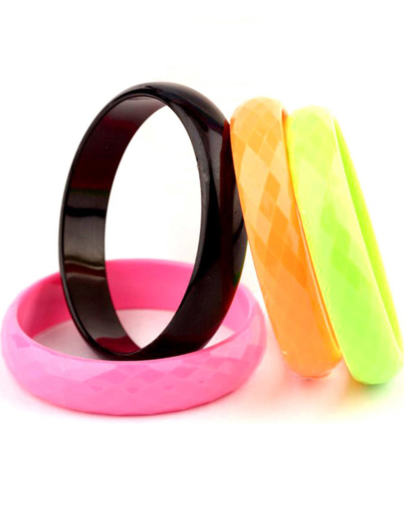 80s Retro Style Bangles Set of 4 - Vintage Fashion Bracelets for Women | Perfect for Costume Parties, 80s Theme Events & Retro Outfits