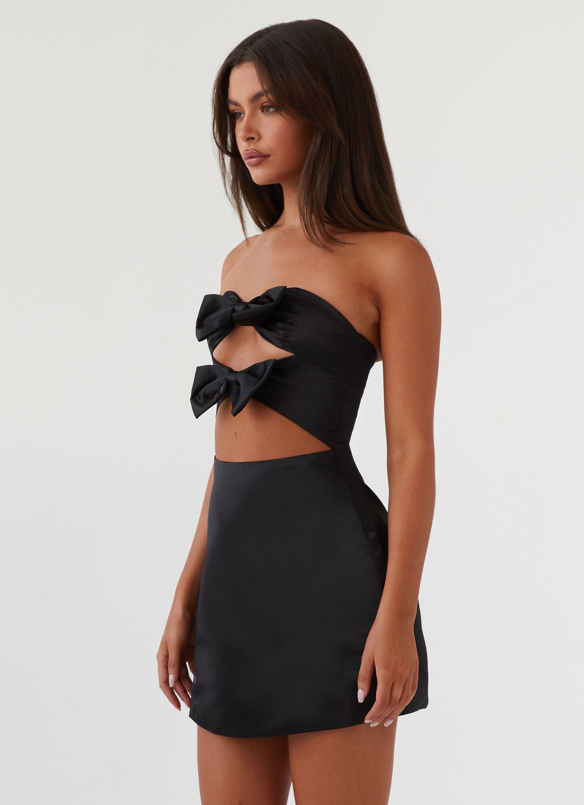 Girl Crush Bow Mini Dress - Elegant Black Party Dress for Women | Perfect for Date Night, Cocktail Parties & Special Occasions