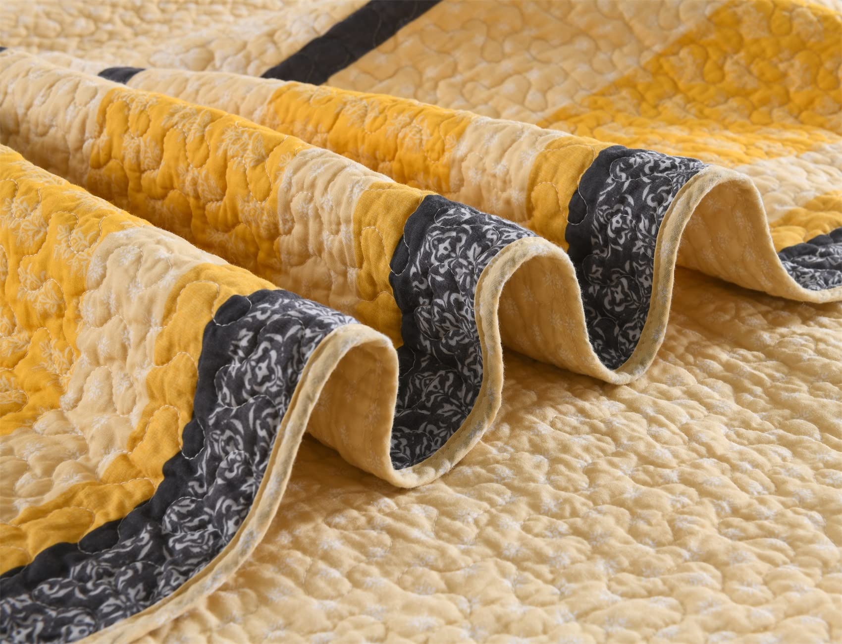 Homzard King Size Quilt Set - 100% Cotton Farmhouse Striped Comforter in Yellow, Black & Gray | Lightweight 3-Piece Bedding for Cozy Home Decor | Perfect for Master Bedroom, Guest Room & Farmhouse Style