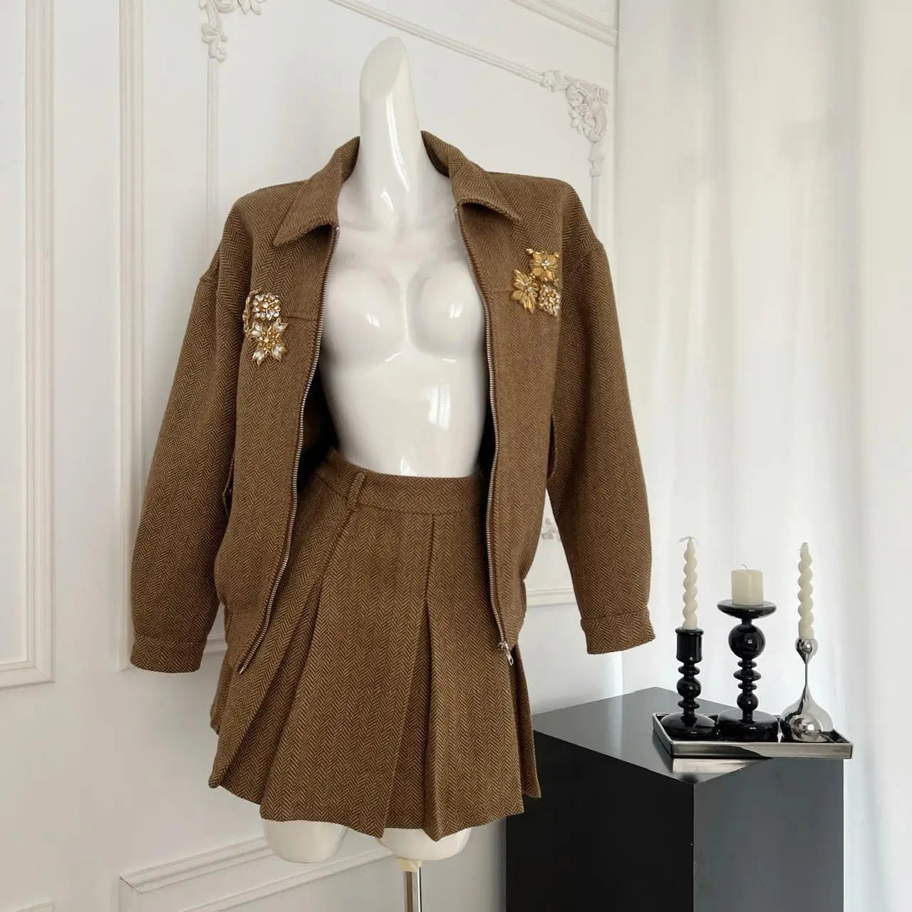 Women's Retro Two-Piece Set - Brown Diamond Long Sleeve Lapel Zipper Coat & High Waist Pleated Mini Skirt | Fall Winter Fashion Outfit for Parties, Dating & Office Wear