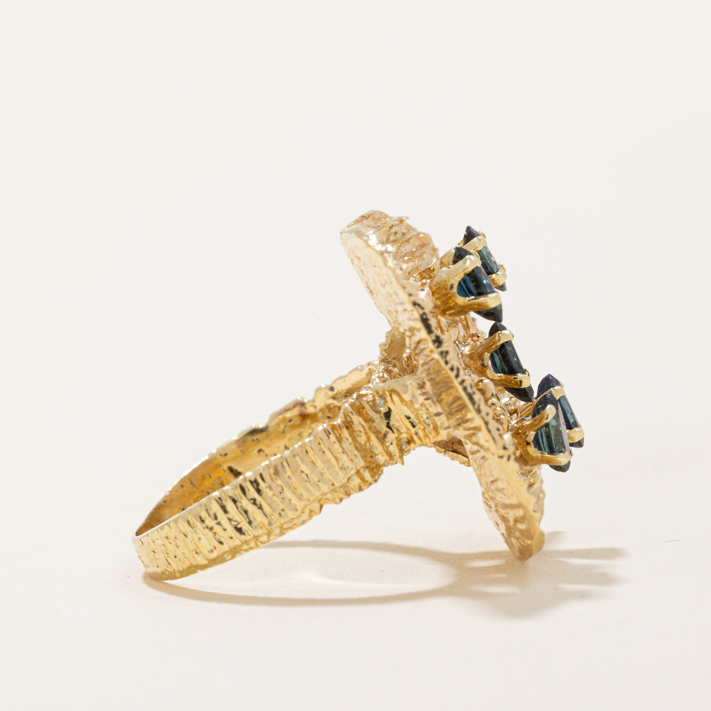 Sapphire Textured Cocktail Ring - 0.85 Carat Total Weight (CTW) - Size 7.25 - Elegant Statement Jewelry for Women - Perfect for Parties, Weddings & Special Occasions