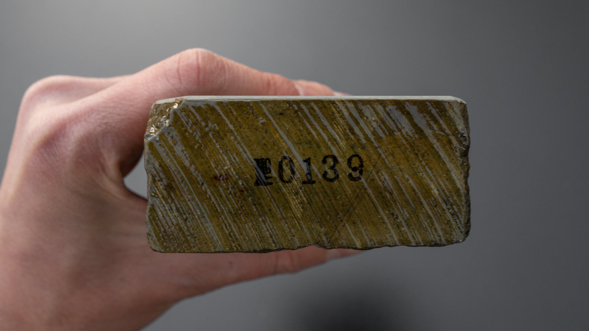 Premium Hitohira Tokusen Honyama Natural Whetstone No. 0139K - Japanese Sharpening Stone for Knives, Chisels & Tools - Perfect for Professional Chefs & Woodworkers