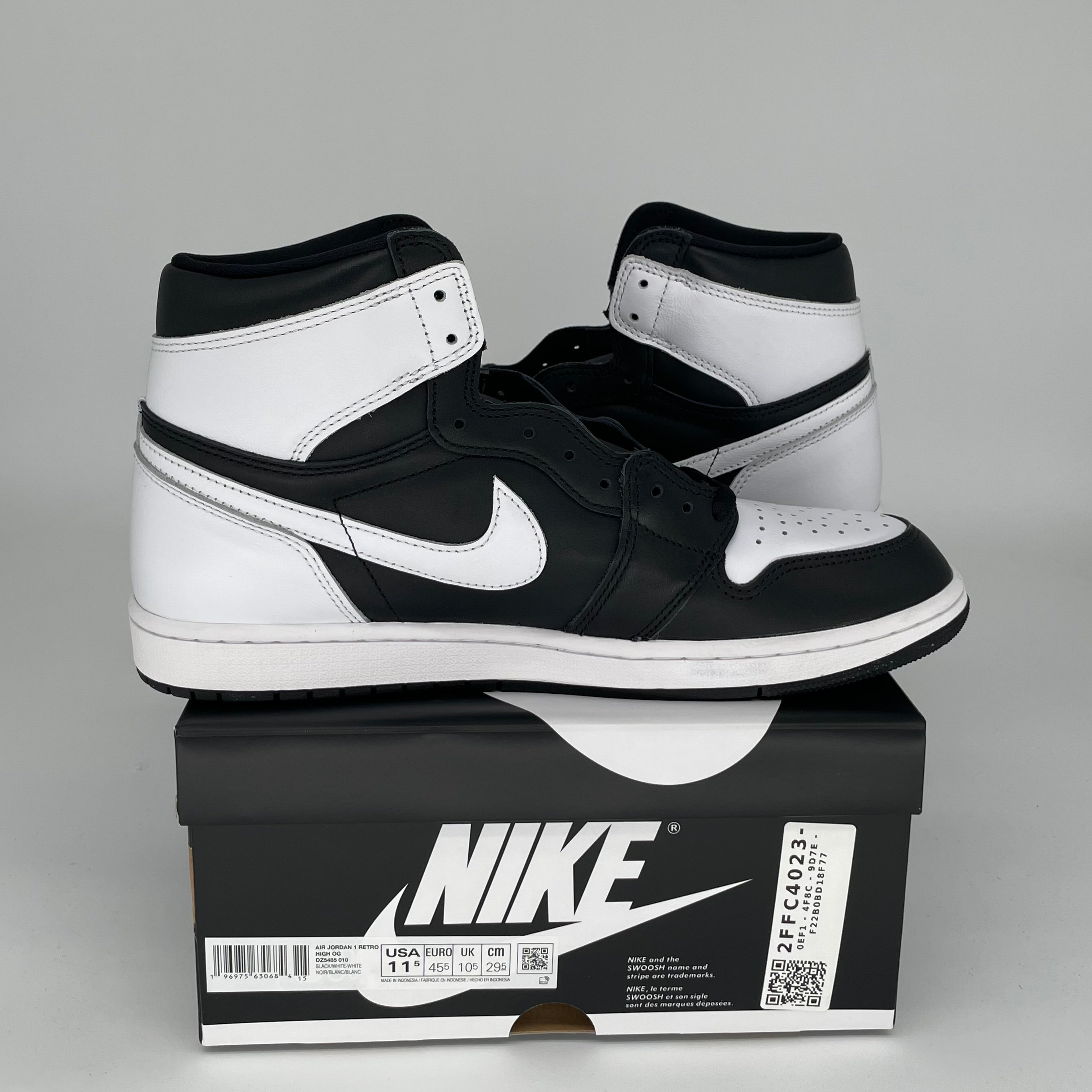 Original Air Jordan 1 Retro High OG 'Black White' Men's Basketball Shoes Size 11.5 (DZ5485-010) - Classic Sneakers for Streetwear, Casual Outfits & Basketball Games