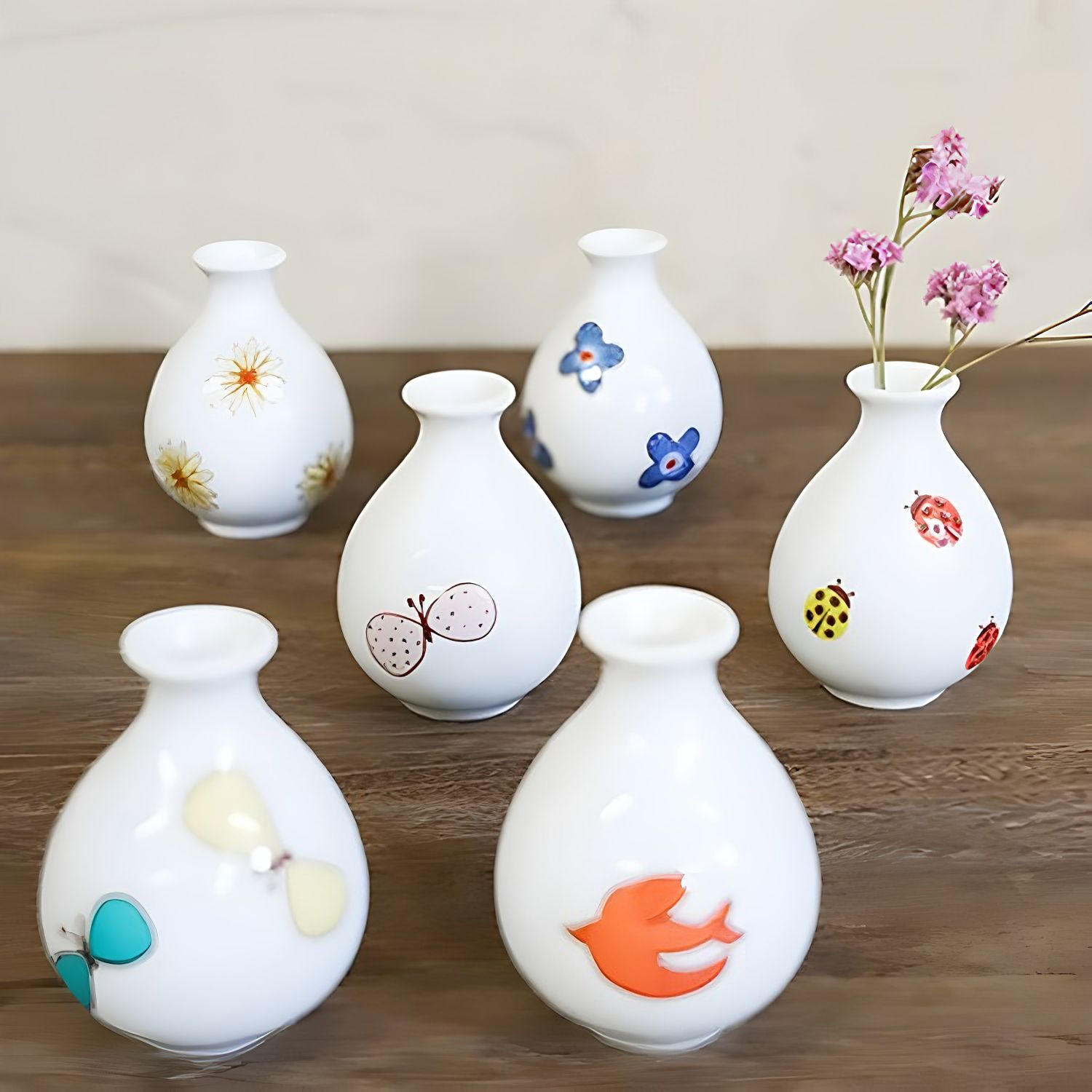 Harekutani Porcelain Single Flower Vase - Elegant Home Decor for Living Room, Dining Table & Wedding Centerpieces | Handcrafted Ceramic Vase for Fresh Cut Flowers