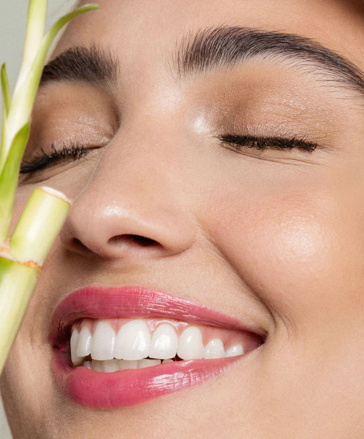 Bamboo Hyaluronic Loose Setting Powder - Vegan, Cruelty-Free, Translucent Finish for Flawless Makeup | Perfect for Daily Wear, Photo Shoots & Special Occasions