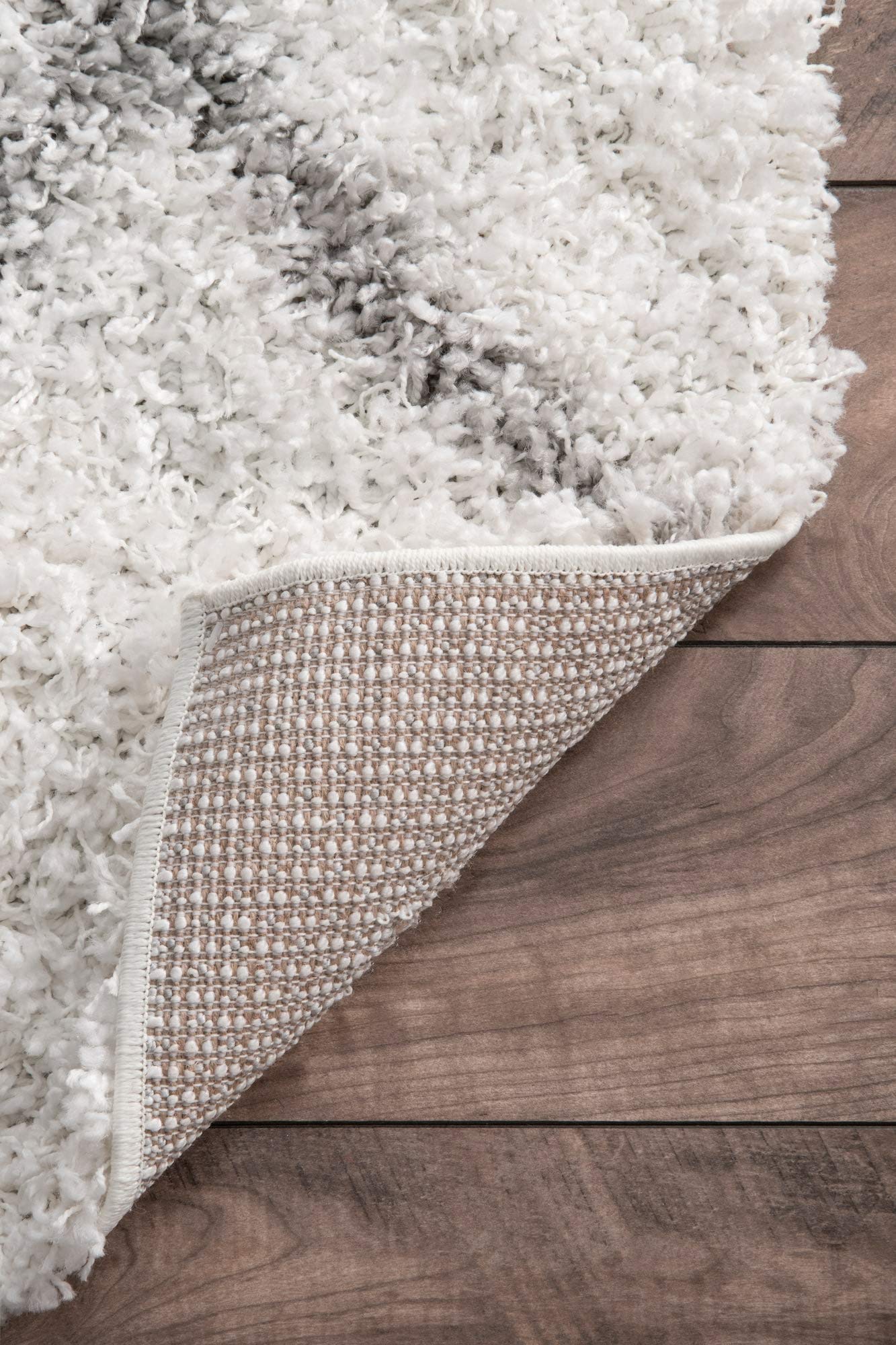 nuLOOM Alvera Soft Shag Area Rug 3x5 Feet, Plush White Accent Rug for Living Room, Bedroom & Dorm - Cozy Home Decor