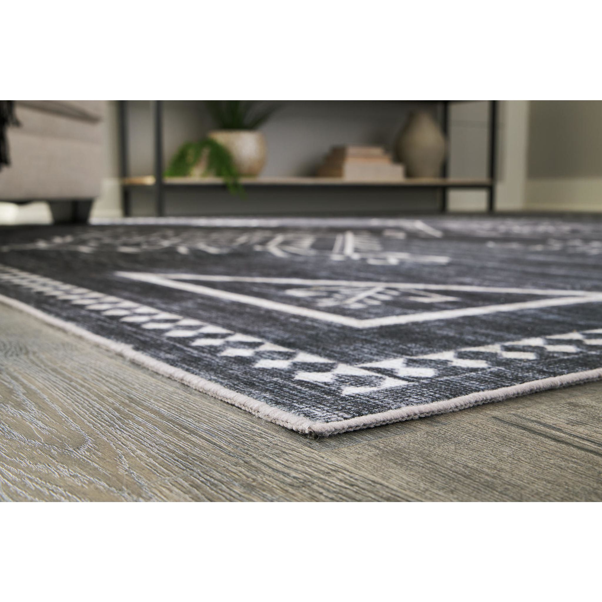Arloman 5'x7' Area Rug - Soft Non-Slip Living Room Rug, Perfect for Bedroom, Dorm & Home Decor - Machine Washable Modern Floor Carpet