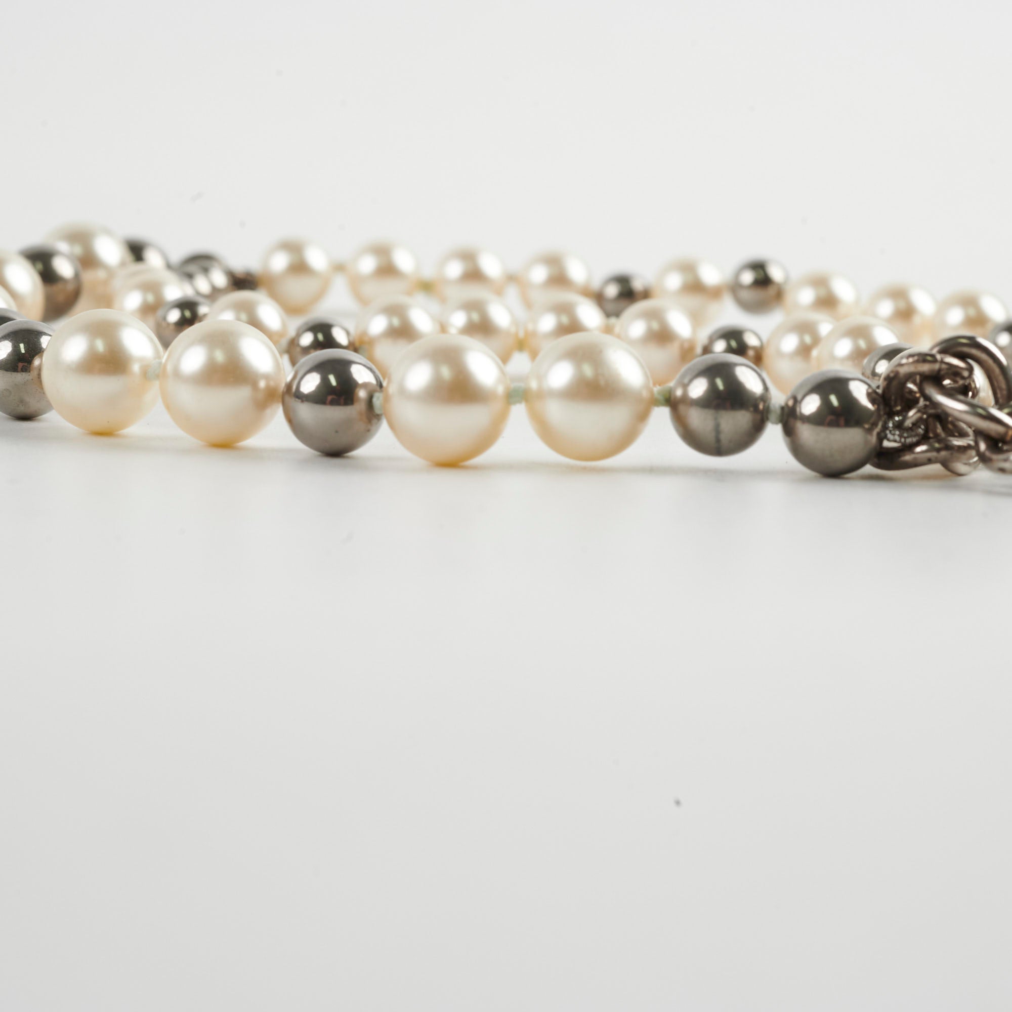 Chanel CC Pearl Bracelet for Women - Luxury Pearl & Gold-Tone Bracelet with CC Logo - Elegant Jewelry Gift for Her, Perfect for Parties, Weddings & Special Occasions