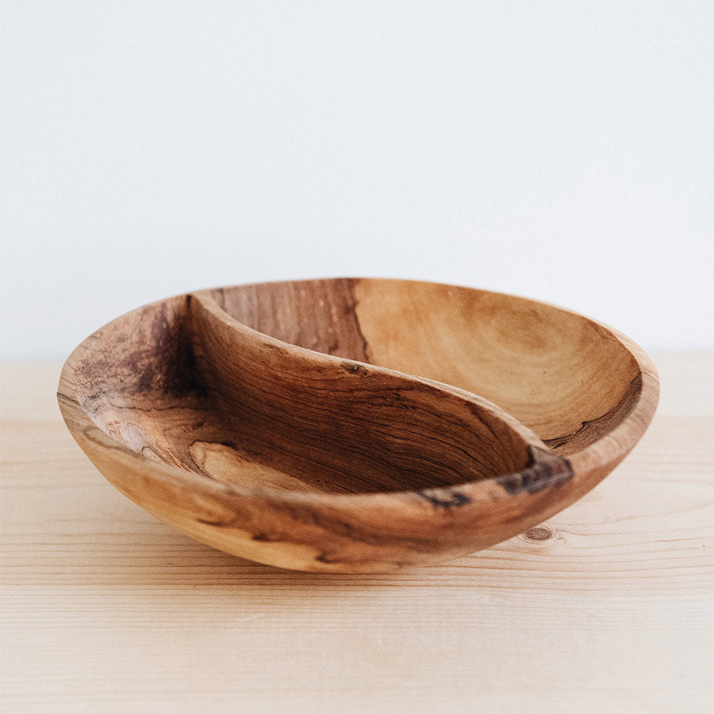 Handcrafted Wild Olive Wood Serving Bowl - Natural & Eco-Friendly for Salads, Fruits & Snacks - Perfect for Dinner Parties & Family Gatherings