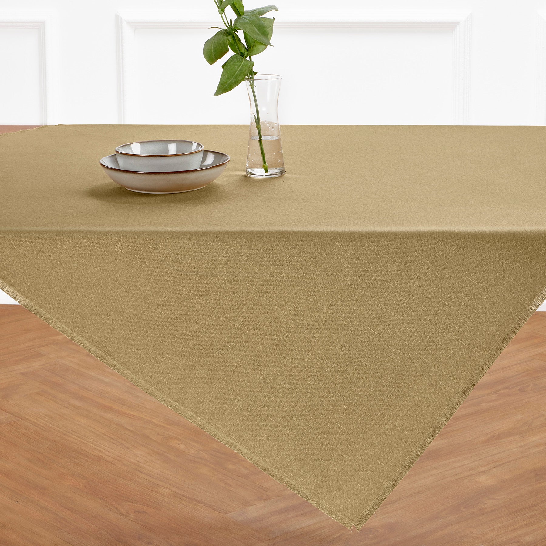 Elegant Fringe Table Throw - Decorative Table Runner for Dining Room, Wedding, and Home Decor - Perfect for Parties, Holidays, and Special Occasions