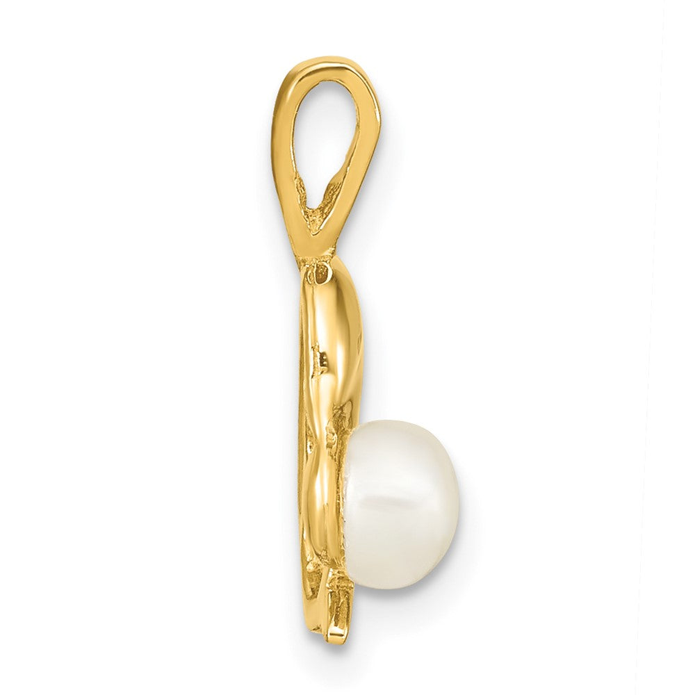 XF779 Elegant 5-6mm White Freshwater Cultured Pearl Dolphin Pendant Necklace in Gold - Perfect for Beach Parties, Anniversary Gifts & Everyday Jewelry
