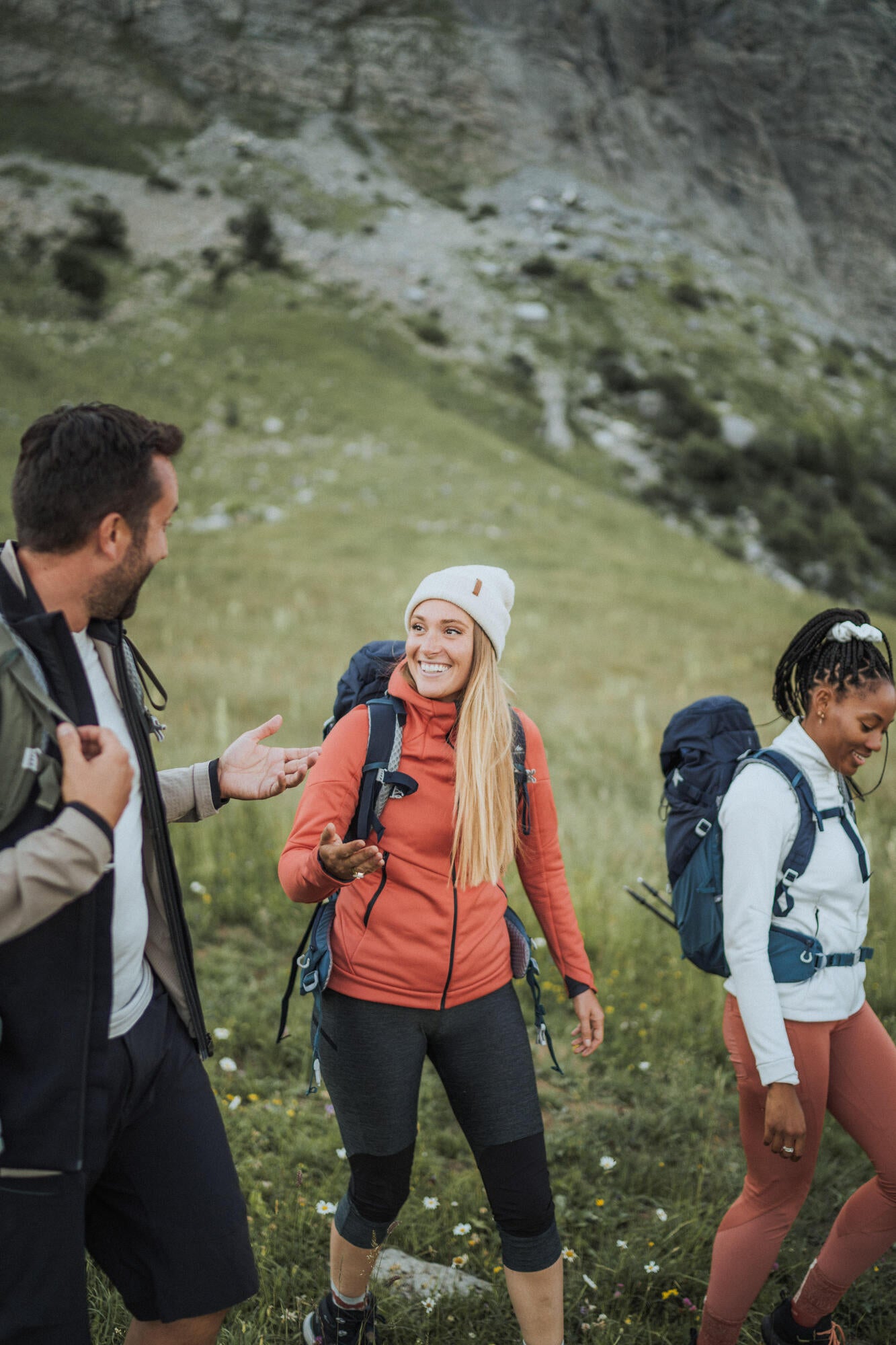 Quechua Women's MH520 Hooded Fleece Jacket - Lightweight Warm Hiking Pullover for Outdoor Adventures & Travel