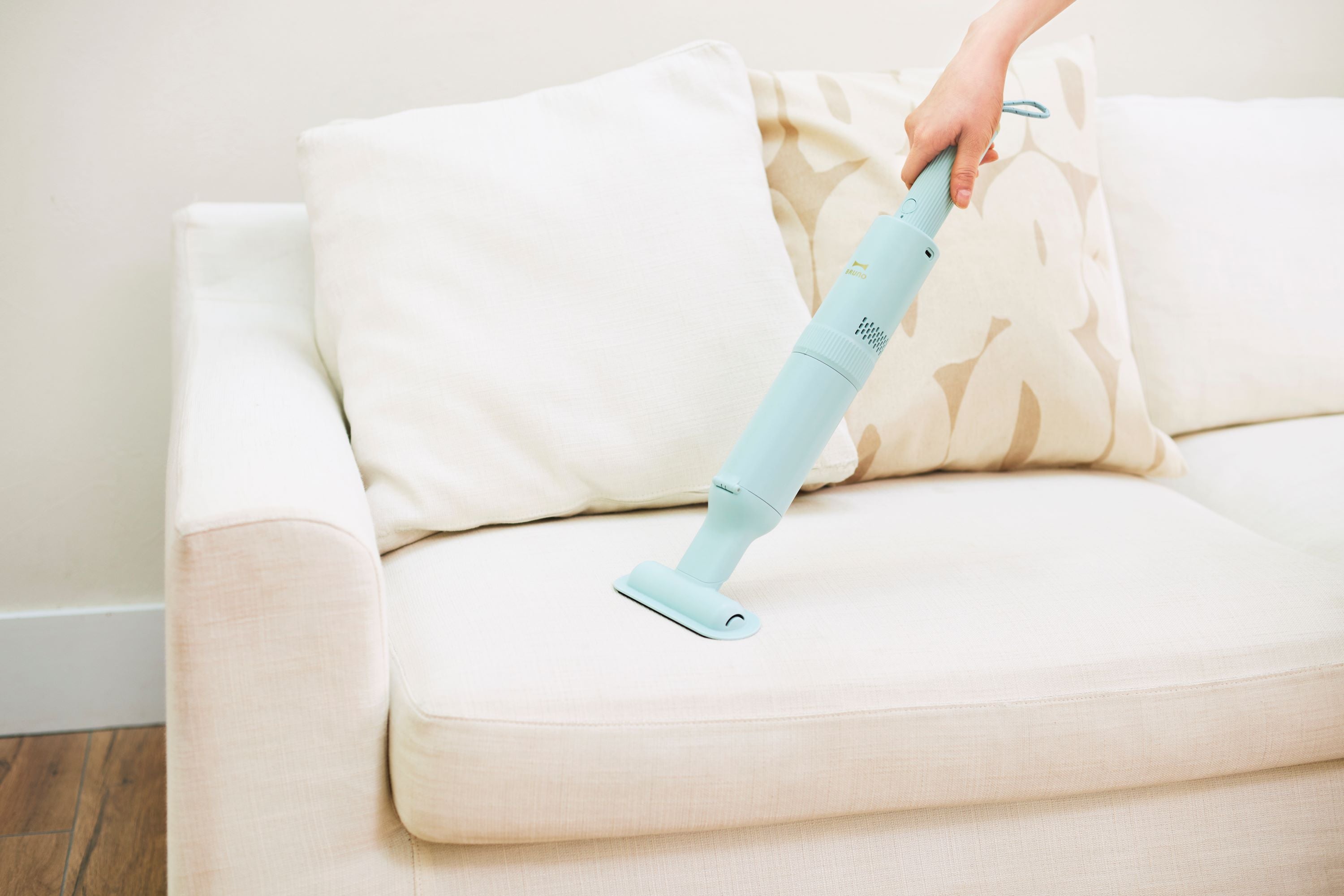 BRUNO BOE124 Slim 2-in-1 Handheld Vacuum Cleaner - Lightweight Cordless for Home, Car, and Pet Hair Cleaning