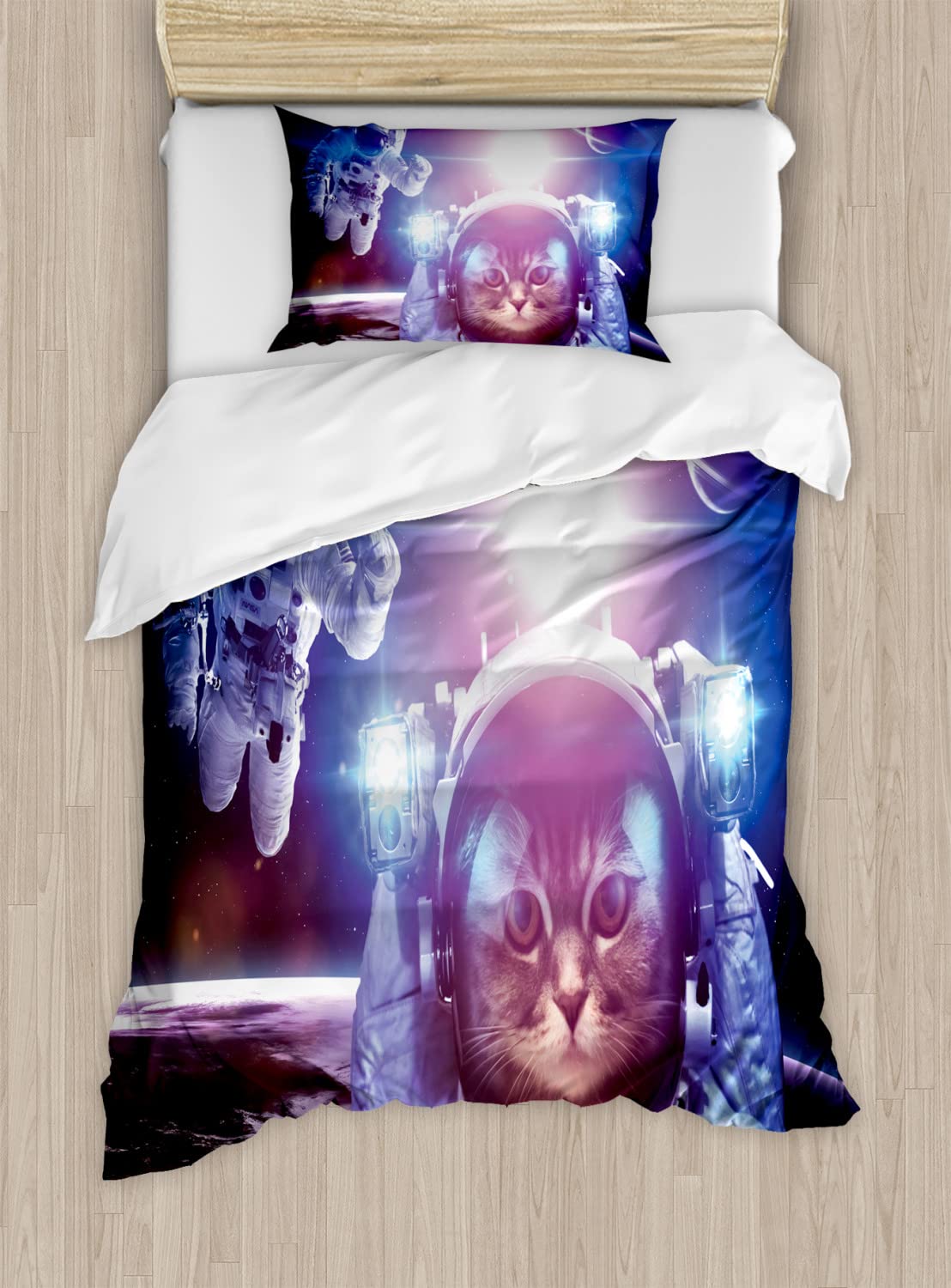 Ambesonne Space Cat Duvet Cover Set - King Size 2-Piece Dark Blue Purple Galaxy Print with Astronauts & Saturn Eclipse | Includes 2 Duvet Covers & 4 Pillowcases | Perfect for Sci-Fi Themed Bedrooms & Space Enthusiasts