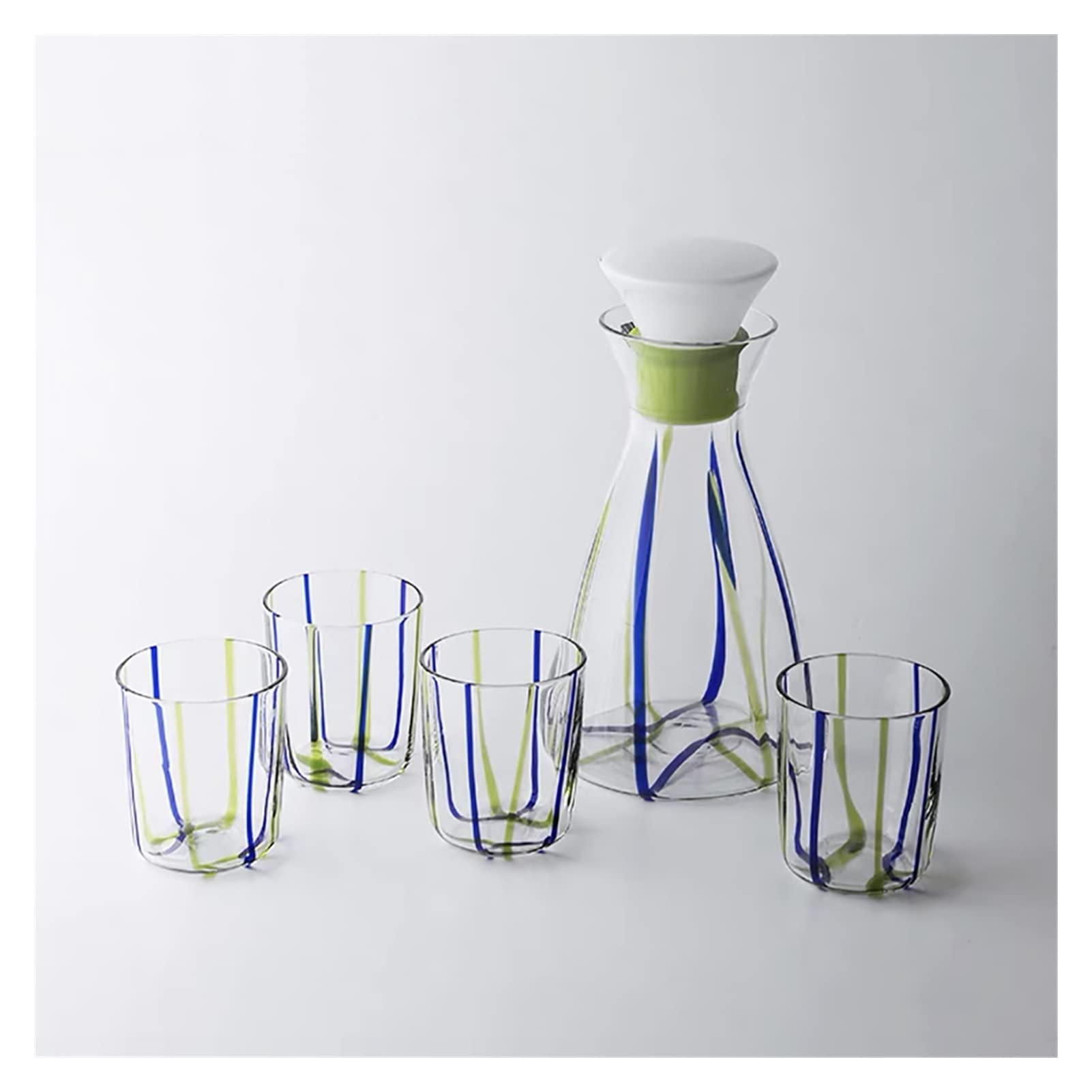 Glass Water Carafe Pitcher with Lid - 1.5L Clear Cold Water Jug for Juice, Iced Tea & Beverages - Includes 4 Cups - Perfect for Home, Kitchen, Office & Outdoor Use (Green)