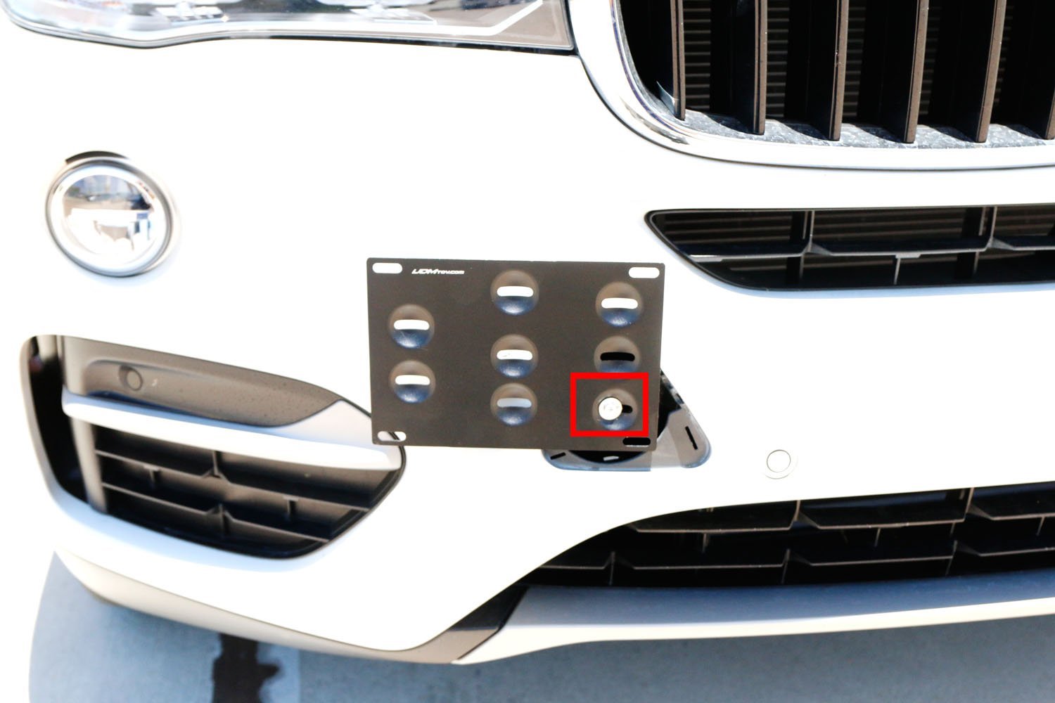 BMW X1 X3 X4 X5 X6 Front Bumper Tow Hook License Plate Bracket Mount Holder - Durable & Easy Installation for Off-Road & Street Legal Compliance