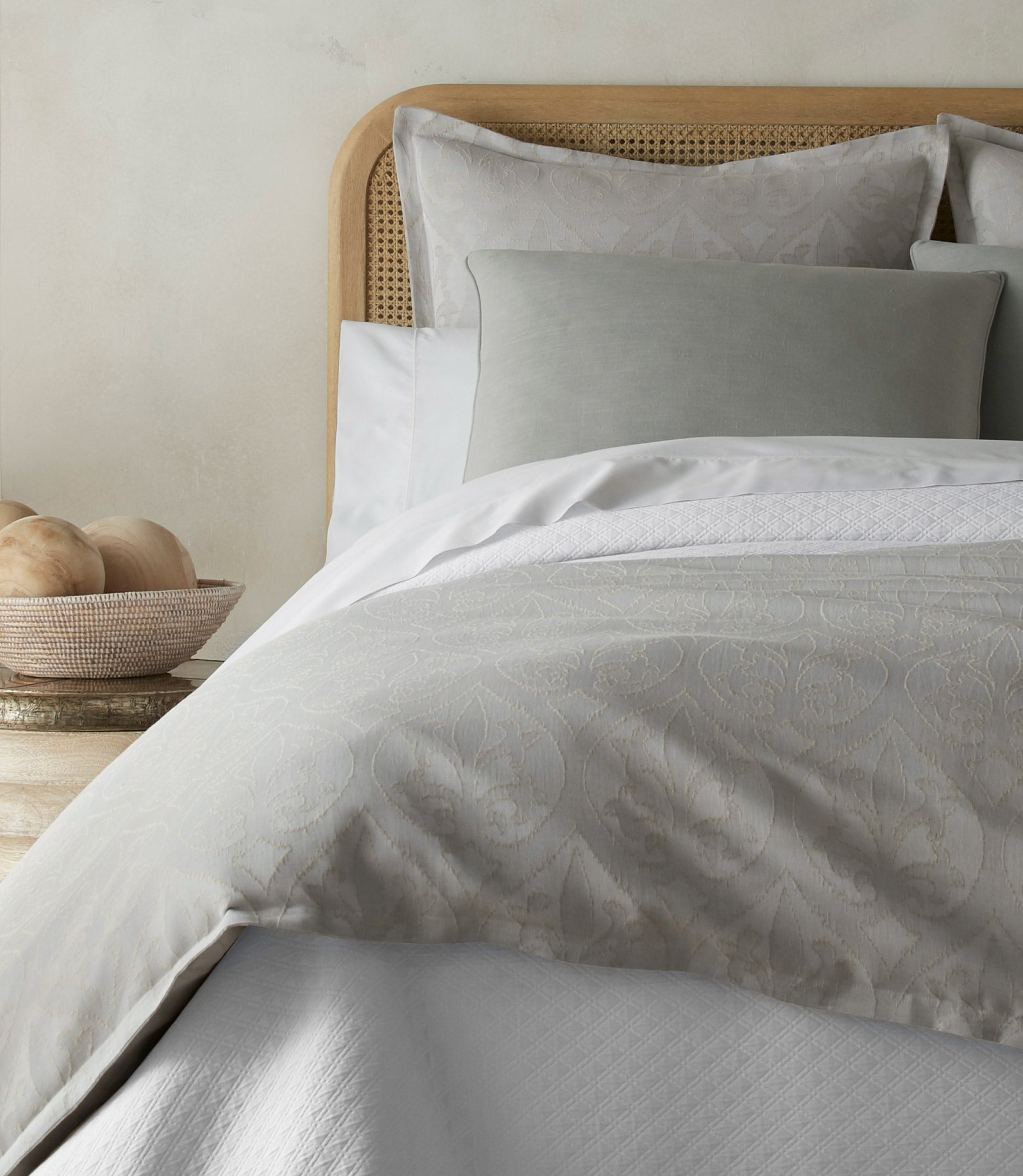 Luxury Pousada Linen Sham - Premium 100% Natural Linen Pillowcase for Bedroom Decor | Soft & Breathable Bedding for Hot Sleepers | Perfect for Master Bedroom, Guest Room & Vacation Homes