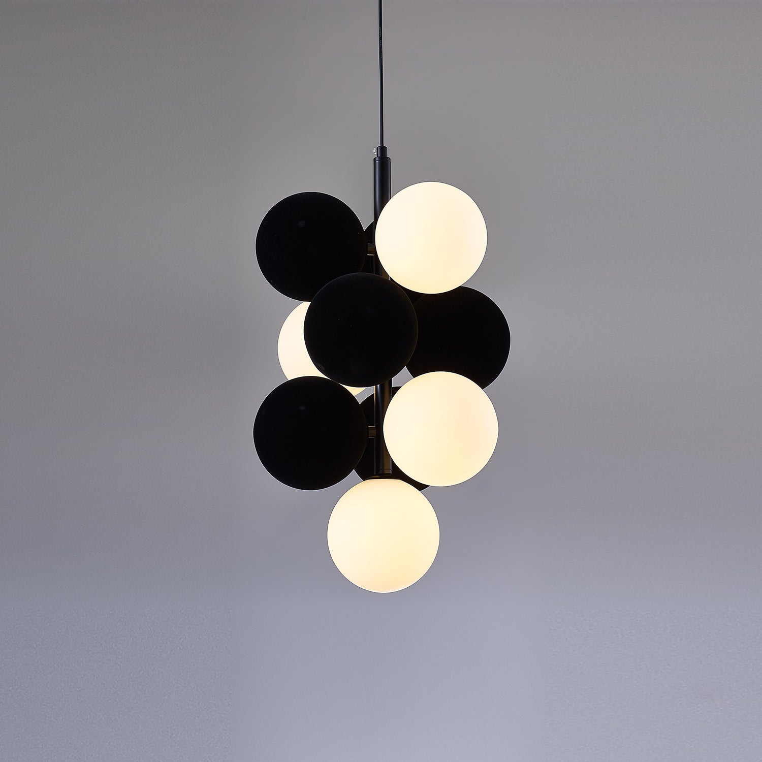 Bubbles Holly Pendant Lamp - Modern Glass Hanging Light Fixture for Living Room, Bedroom, Dining Room & Kitchen Decor