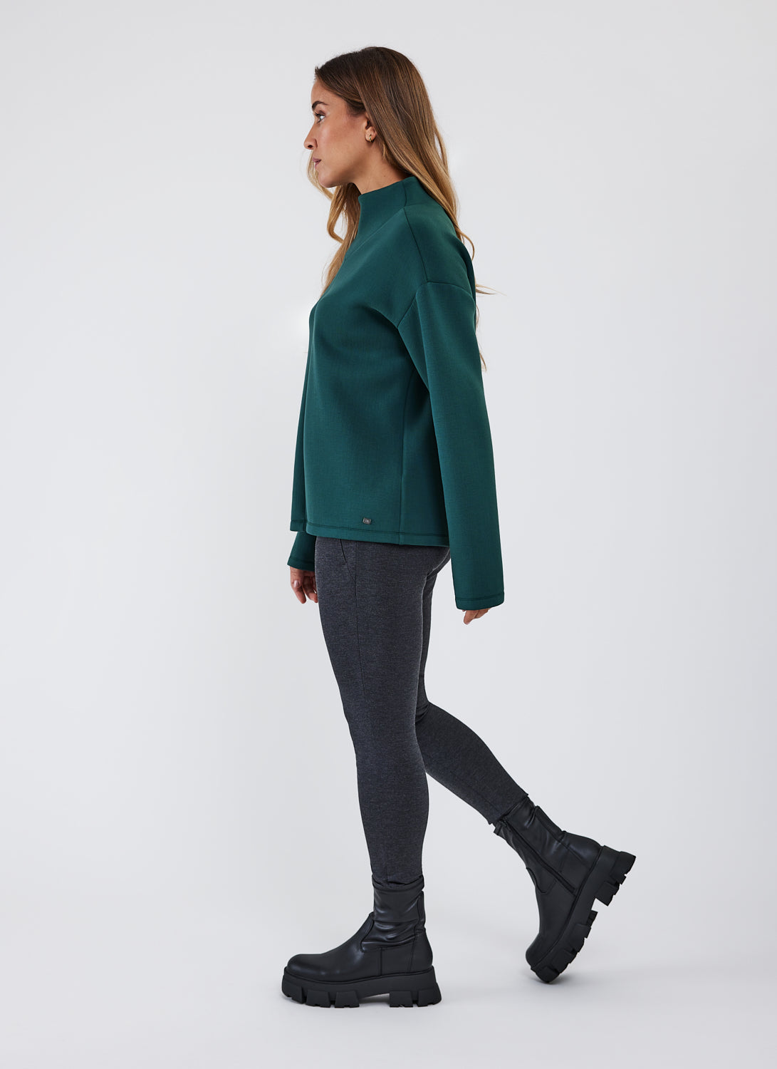 Luxury Lana Top for Women - Soft & Stylish Knitwear for Casual & Evening Wear - Perfect for Date Nights & Office Outfits