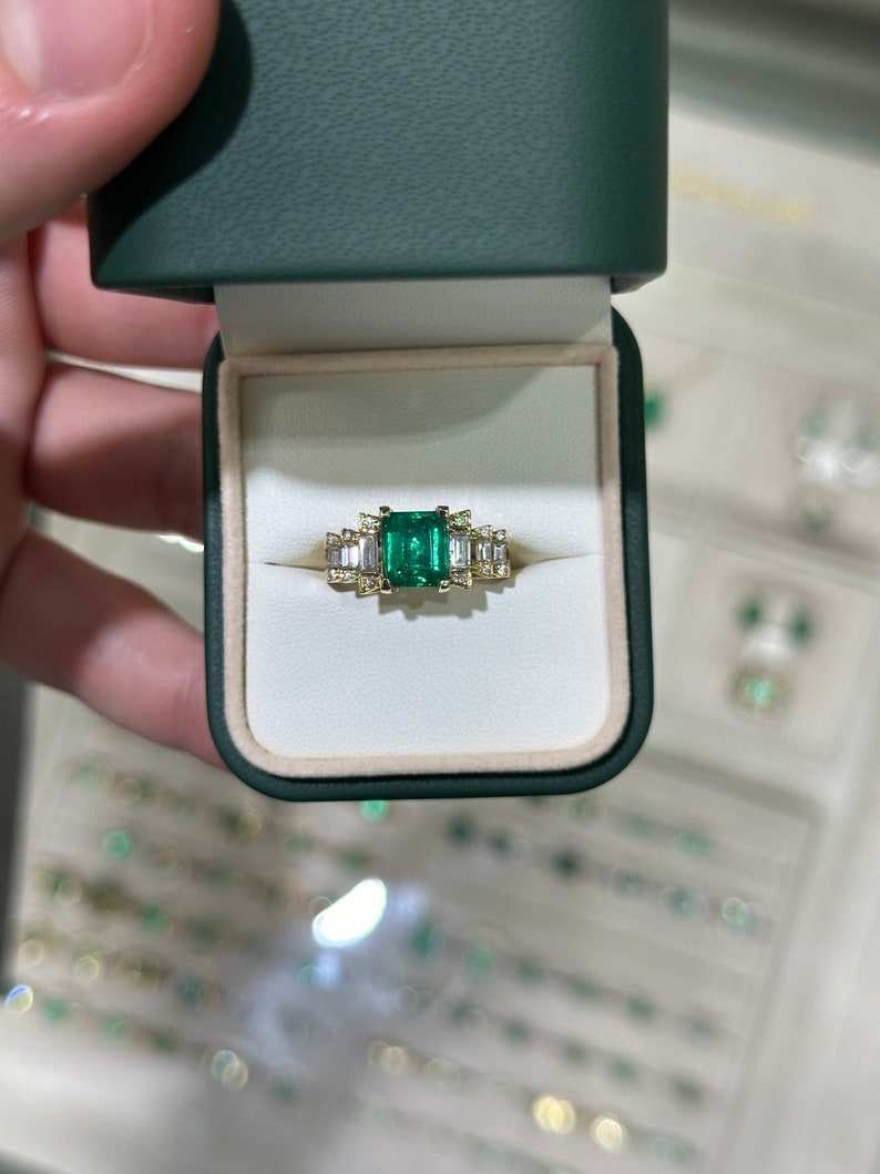 3.57tcw 18K Gold Emerald and Diamond Engagement Ring - Baguette & Round Cut Green Gemstone Wedding Band for Women, Perfect for Proposals, Anniversaries & Special Occasions