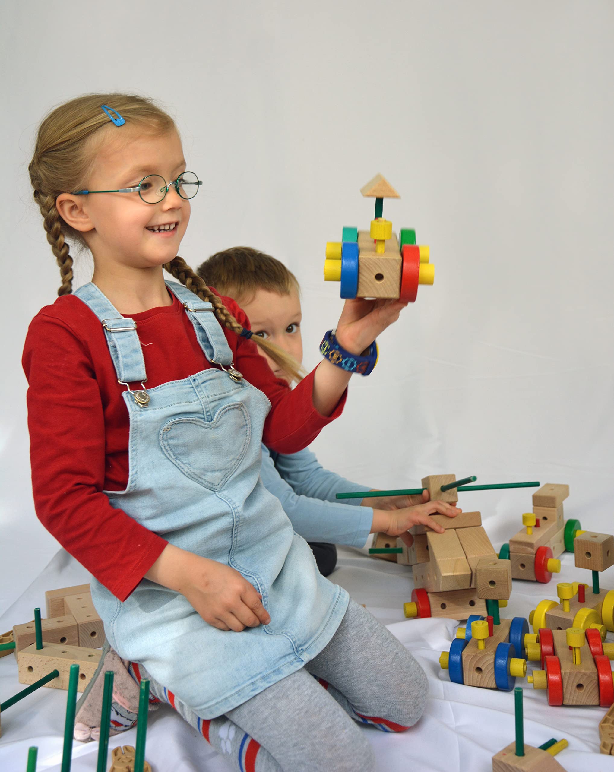 Matador M070 Wooden Building Blocks Set - PEFC Certified Austrian-Made Construction Toy for Kids, Multicolor (21070) - Perfect for Creative Play, STEM Learning & Family Bonding