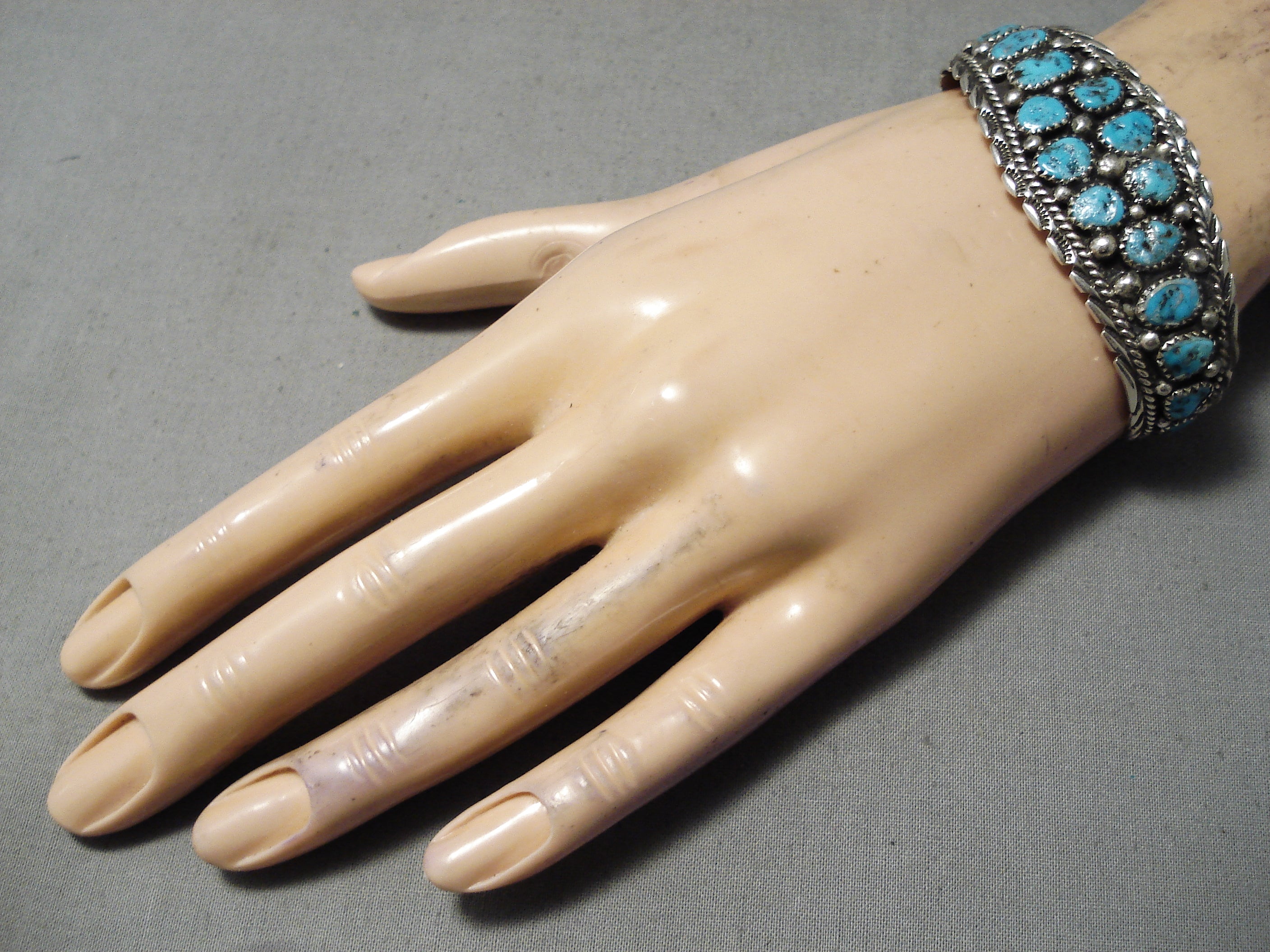 Vintage Navajo Turquoise Sterling Silver Bracelet - Authentic Native American Handmade Jewelry for Women - Perfect for Boho Fashion, Gift Giving & Special Occasions