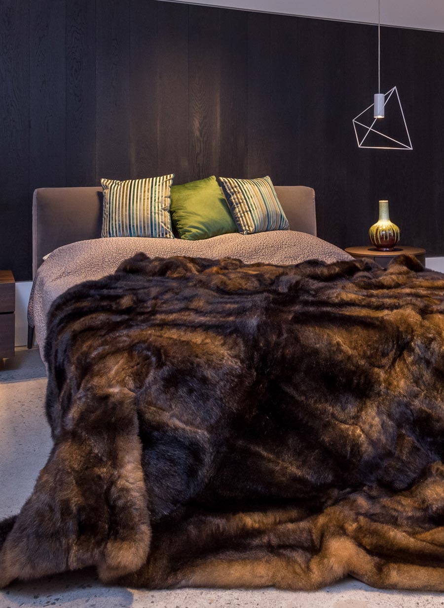 Premium Natural Reddish Brown Possum Fur Blanket - Ultra Soft & Warm Winter Throw - Perfect for Cozy Nights, Cabin Retreats & Luxury Home Decor