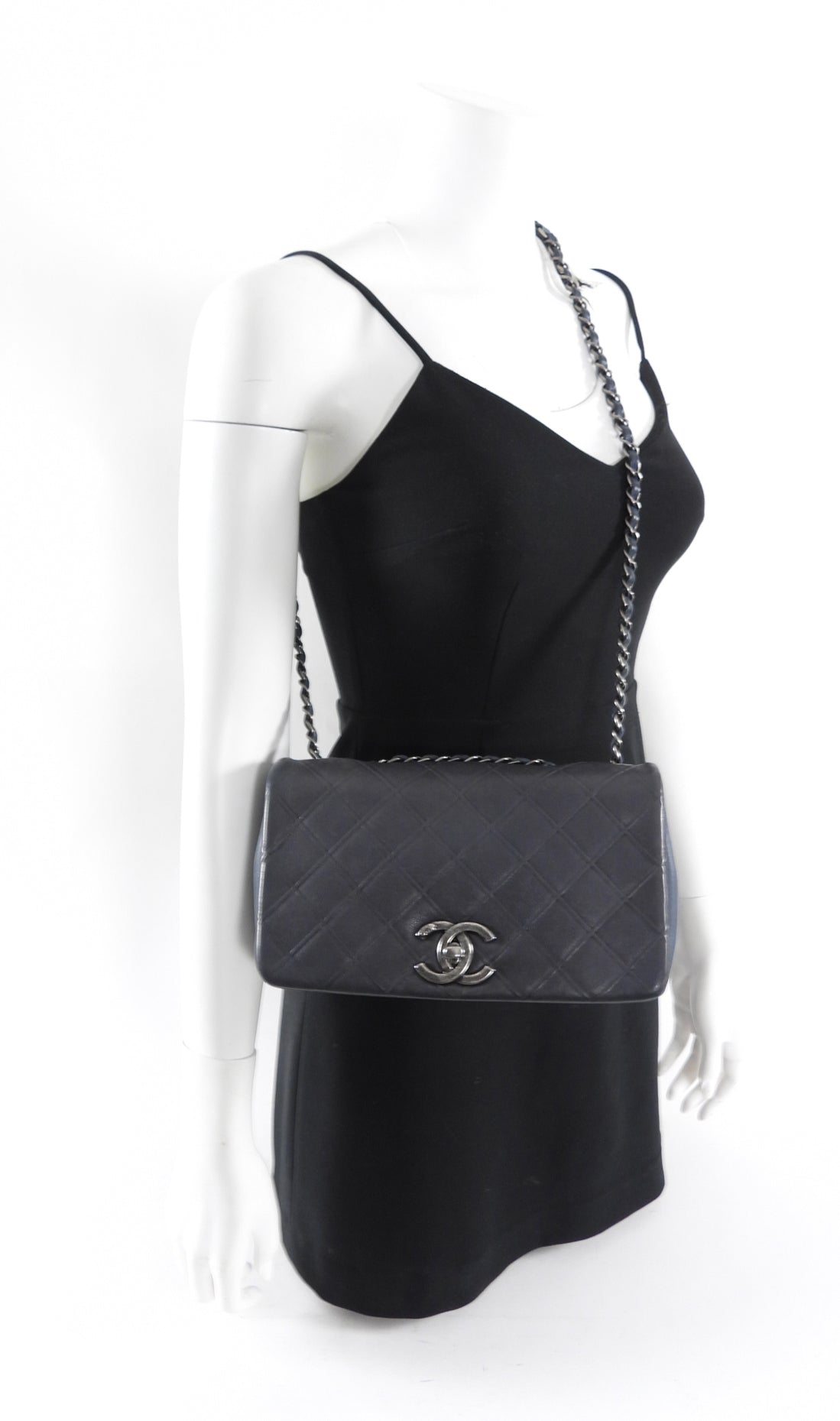 Chanel Paris Edinburgh New Chic Medium Flap Bag 2013 - Luxury Designer Handbag for Women, Perfect for Evening Parties & Special Occasions