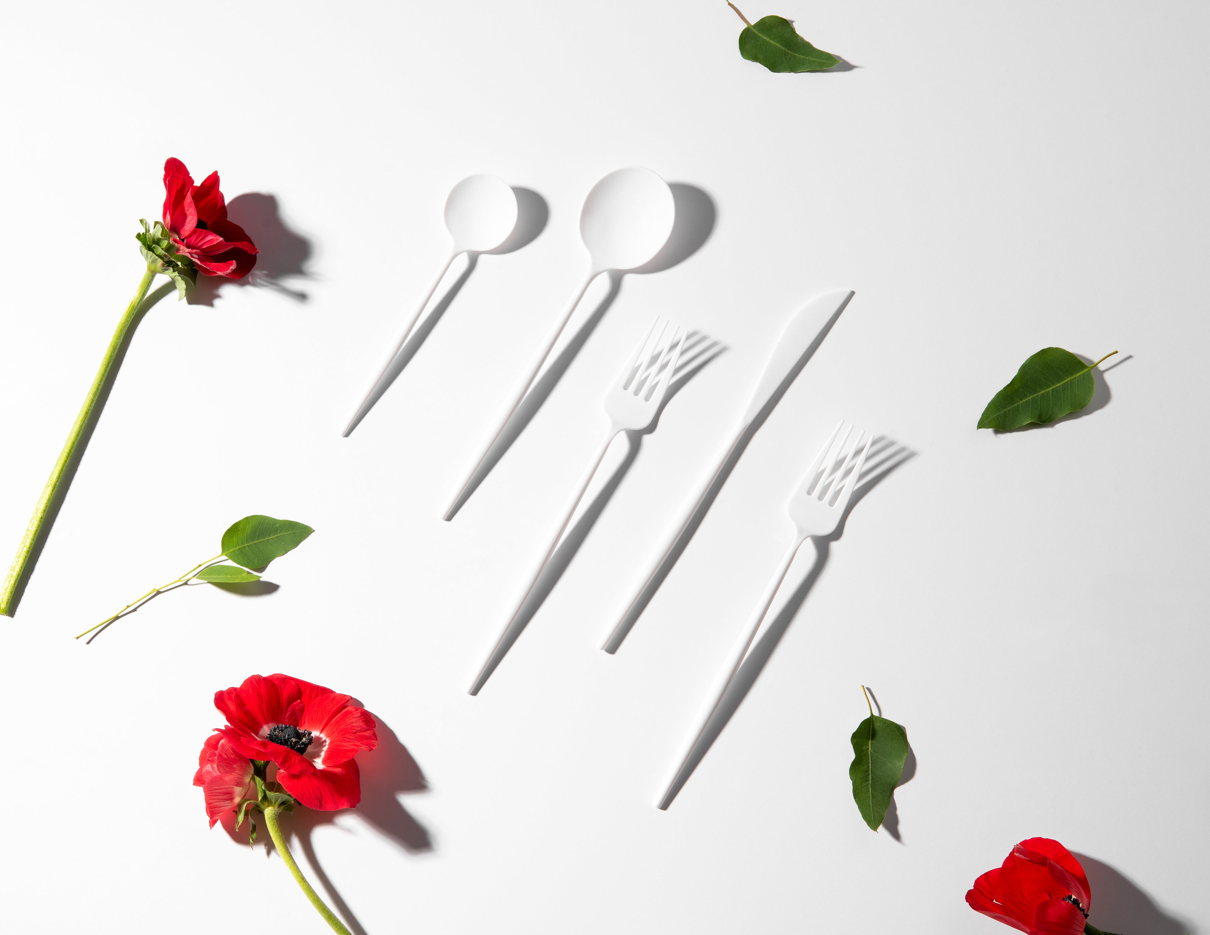 Premium Noble Collection White Flatware Set - 40-Piece Service for 8 - Elegant Stainless Steel Cutlery Set for Fine Dining, Wedding Registry & Formal Dinner Parties