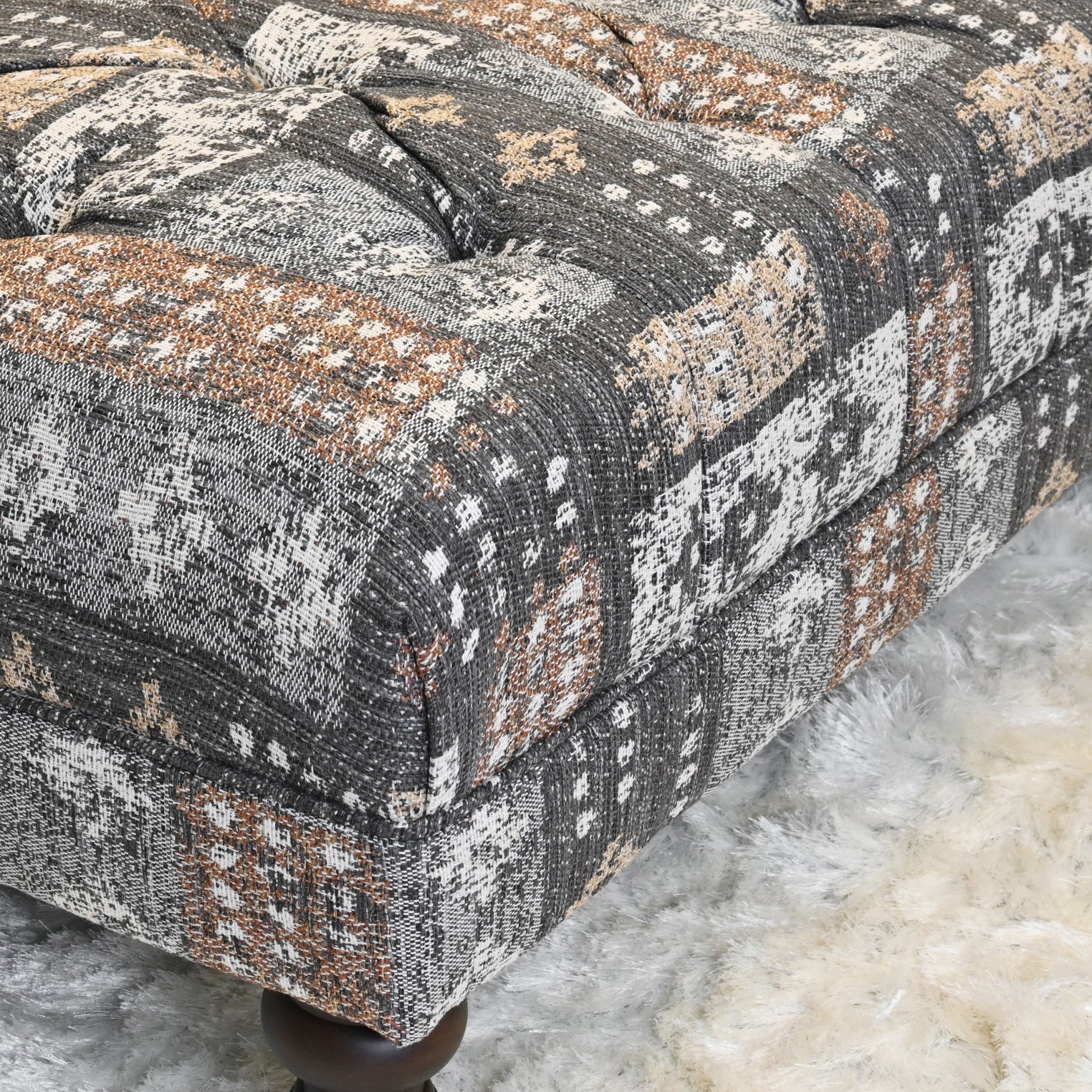 Roundhill Furniture Charbilia Fabric Tufted Cocktail Ottoman in Tupper Flannel - Stylish Living Room Footrest & Coffee Table for Home Decor
