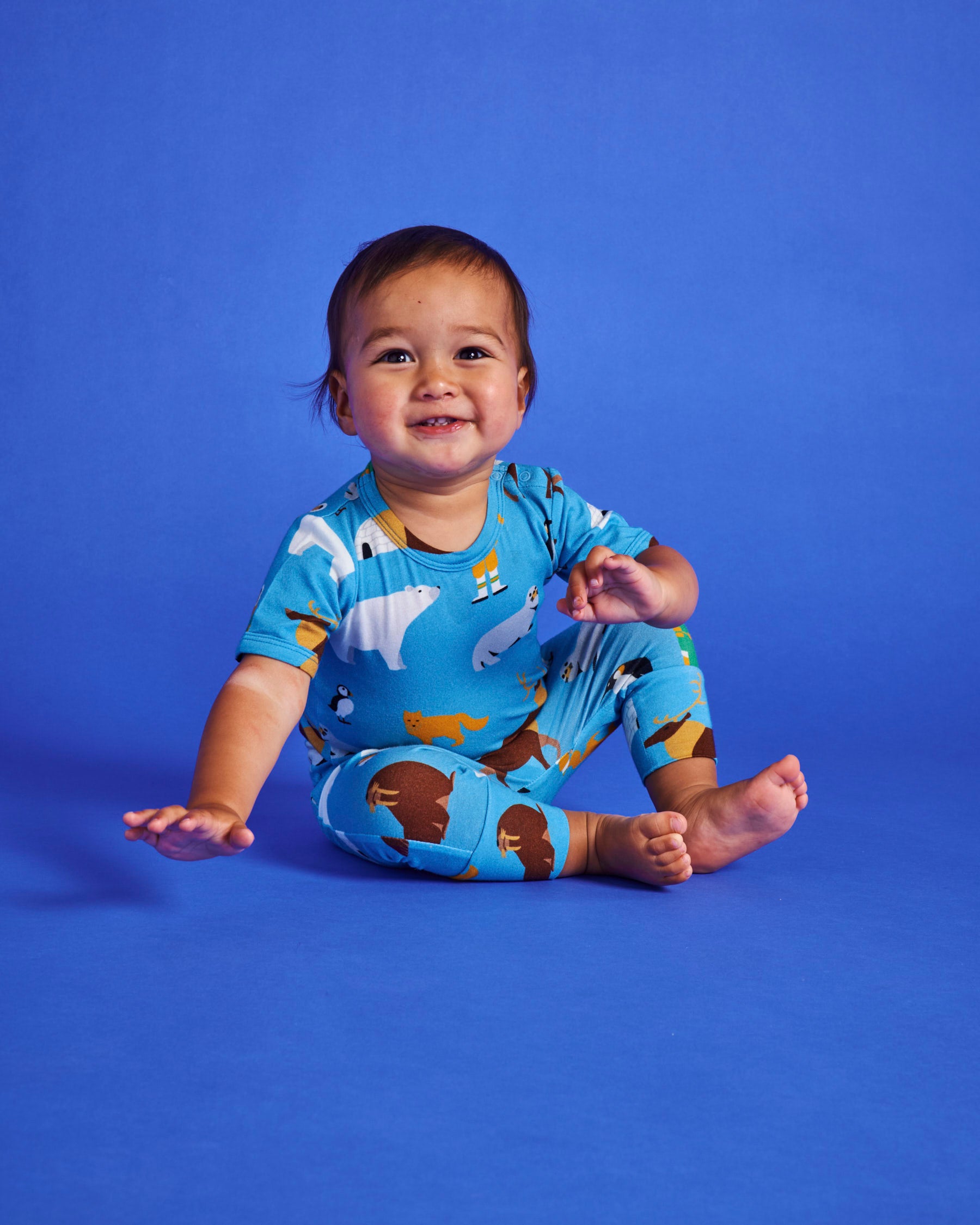 Arctic Circle Organic Cotton Short Sleeve Romper for Baby - Soft & Breathable Outfit for Summer, Playdates & Photo Shoots
