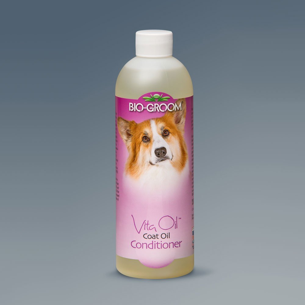 Bio-Groom Vita Oil Conditioner for Dogs & Cats - 16 oz | Natural Moisturizing & Detangling Formula | Perfect for Dry, Itchy Skin & Long-Haired Pets - Use After Bathing or Grooming